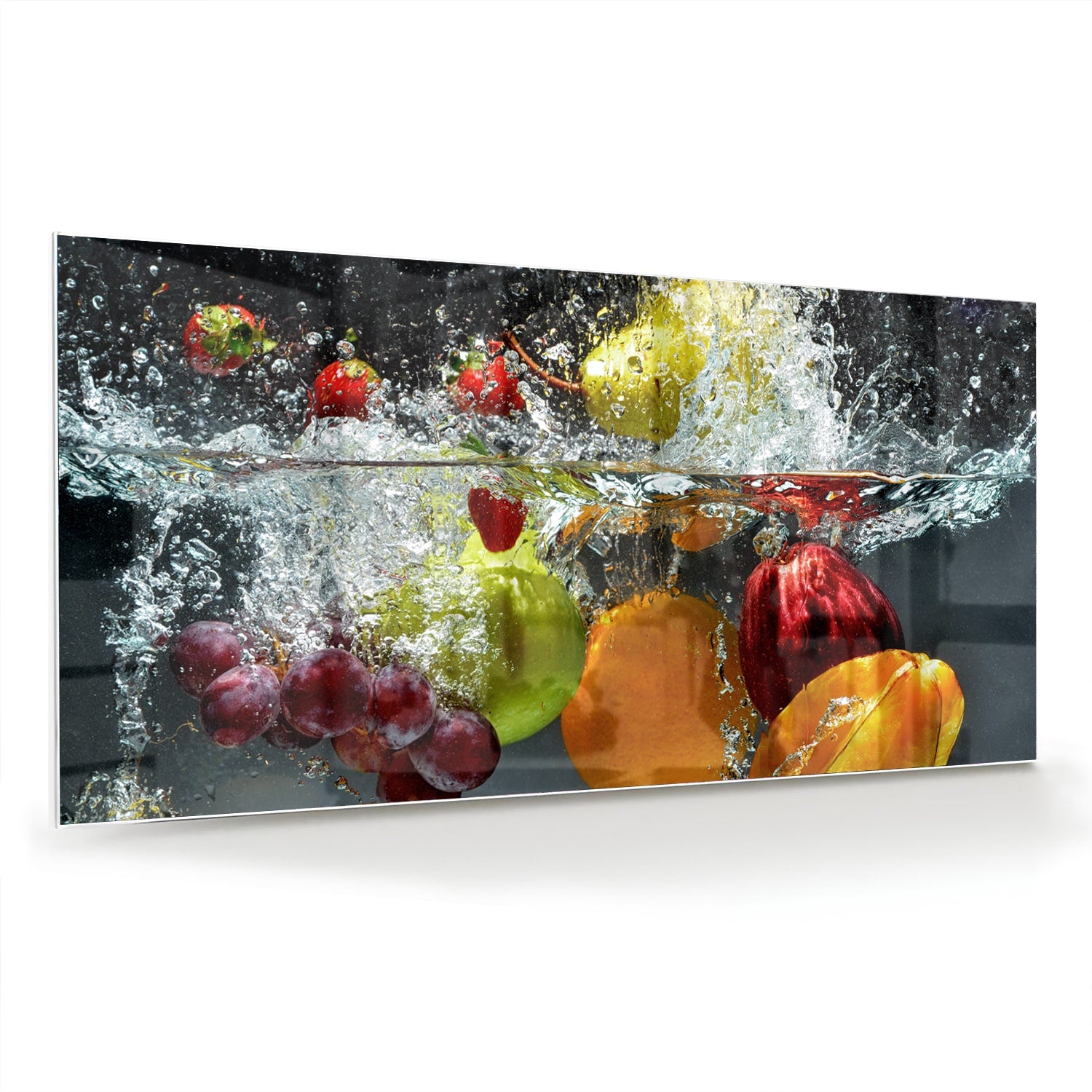 Glazen schilderij met kleurrijk fruit en sprankelend water