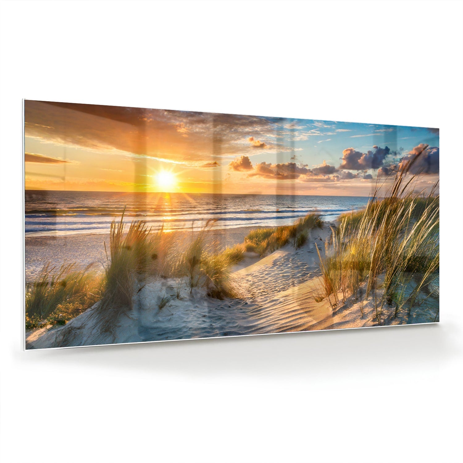 Glazen schilderij van een zonsondergang bij het strand met duinen en gras
