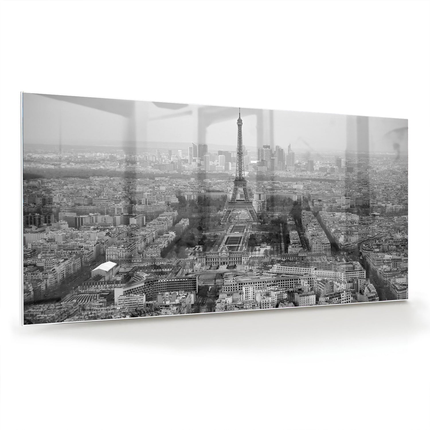 Zwart-wit glazen schilderij met uitzicht op de Eiffeltoren in Parijs