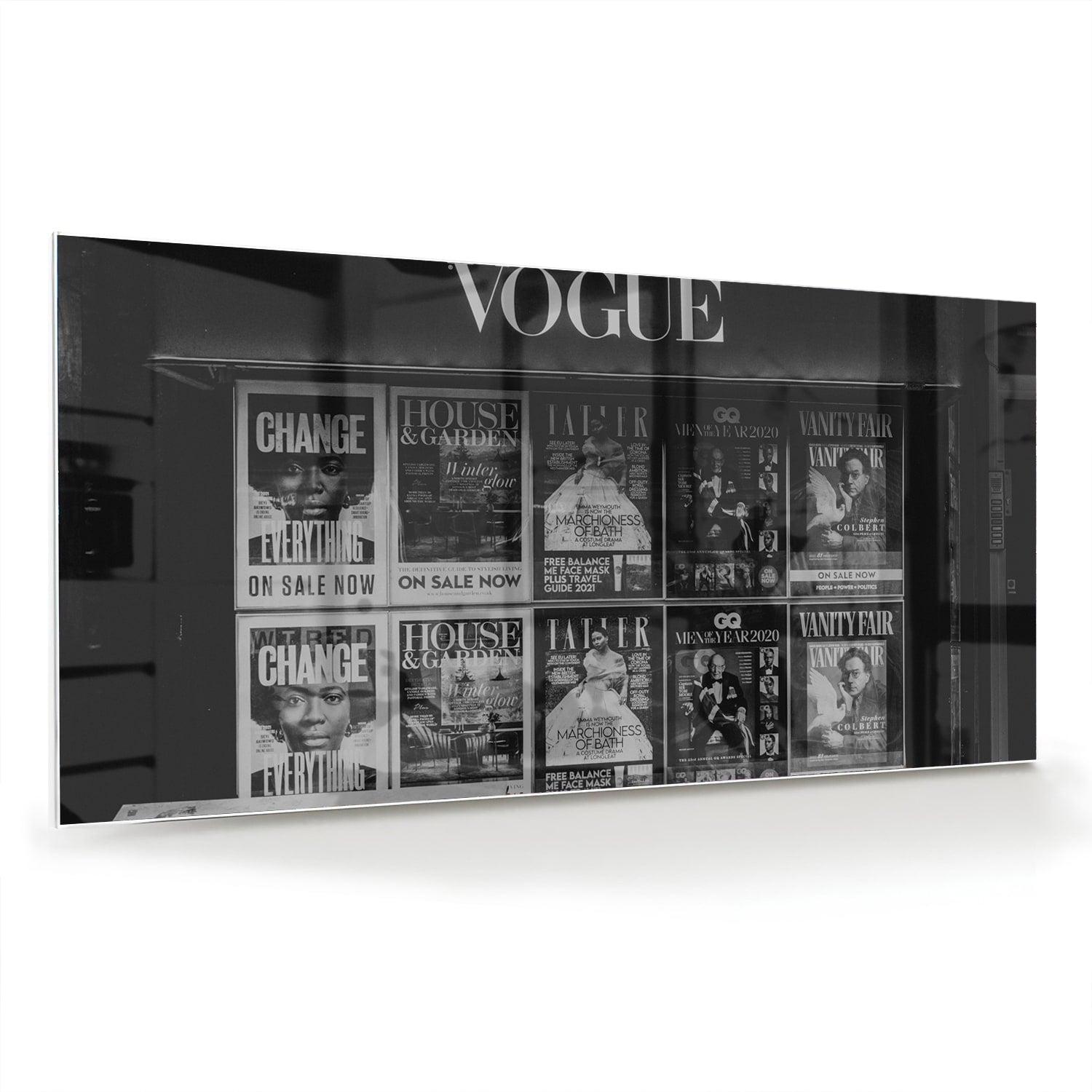 Glazen schilderij van Vogue met modecovers in modern interieur
