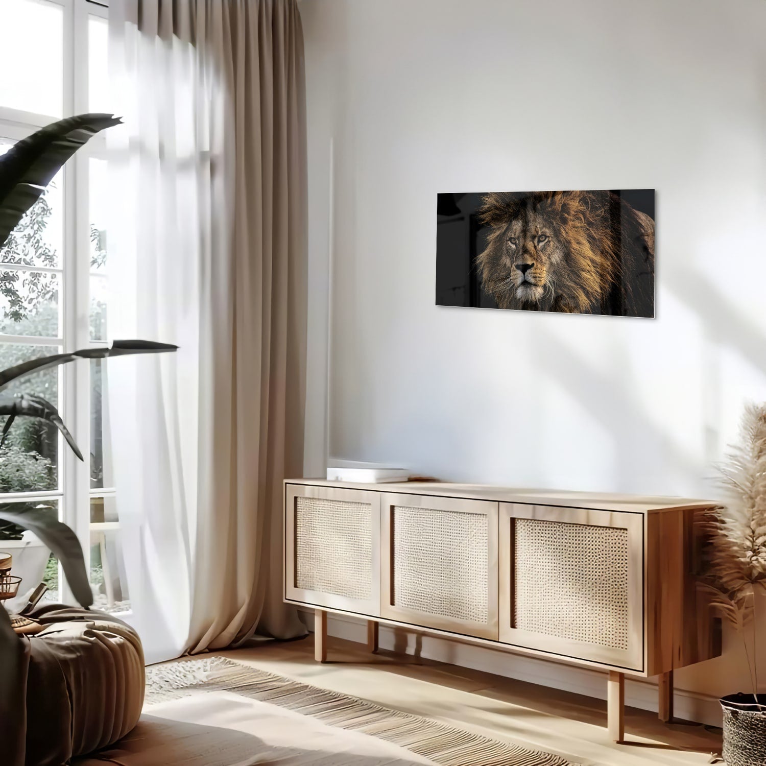 Glazen schilderij van een leeuw met een krachtige uitstraling