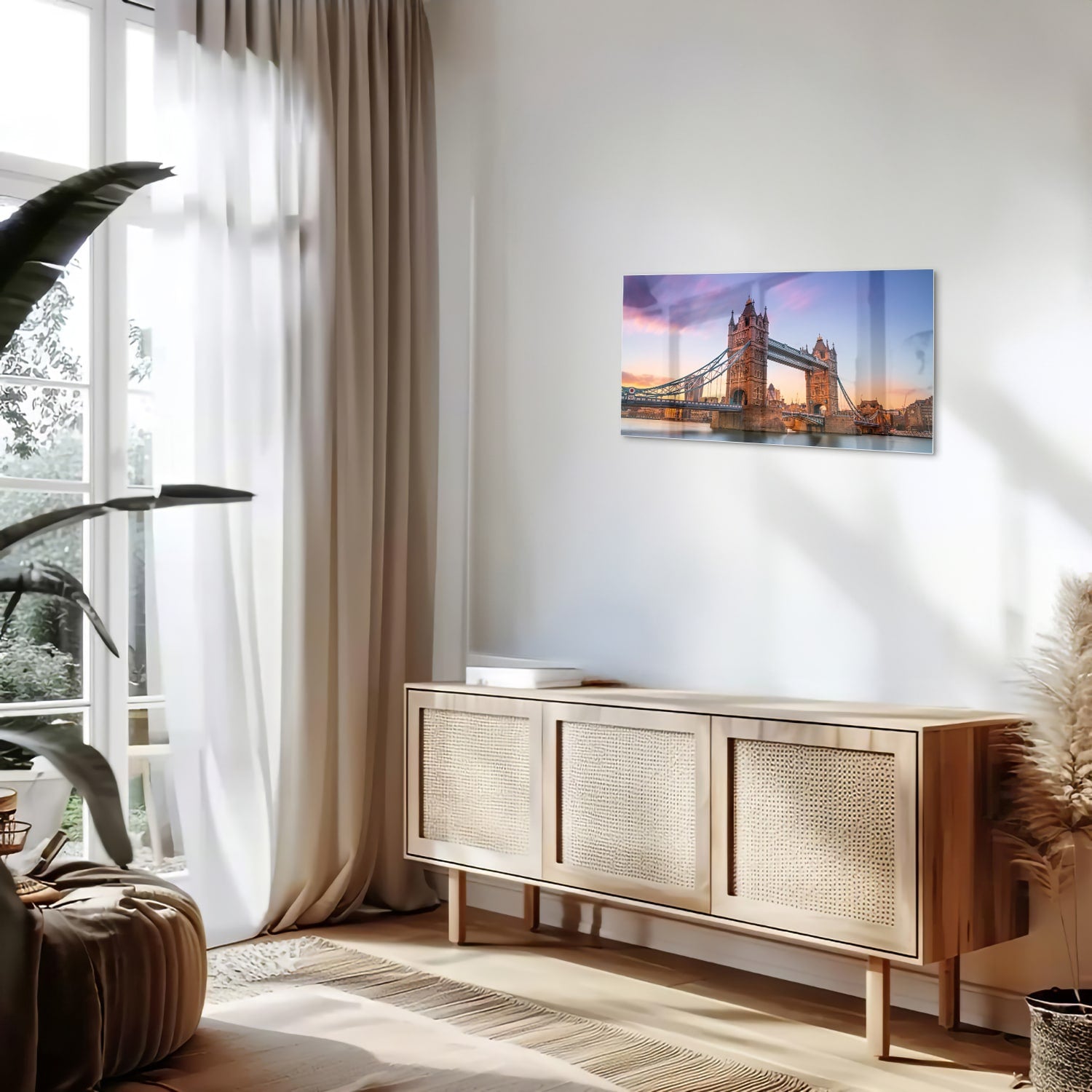 Glas schilderij van de Tower Bridge in Londen met een zonsondergang op de achtergrond.