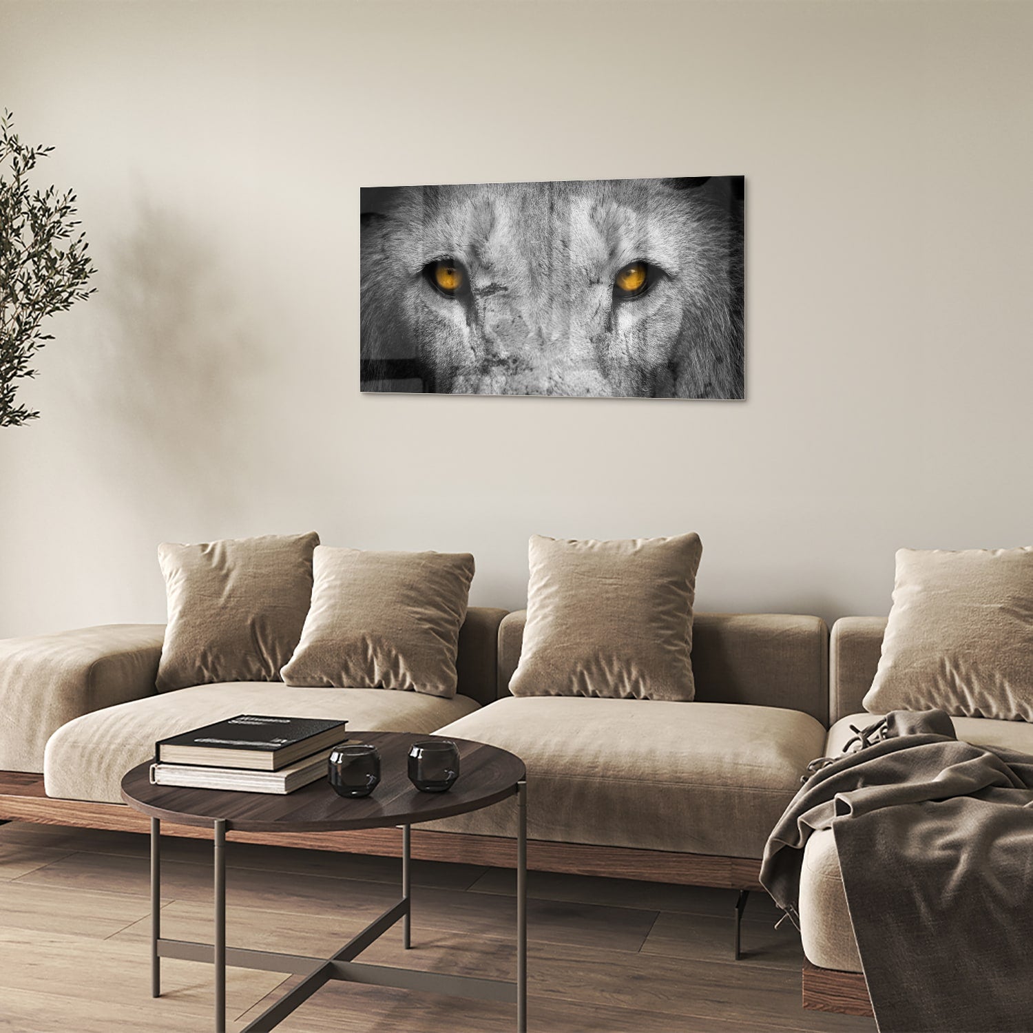 Glazen schilderij van een leeuw met gele ogen, prachtig voor aan de muur.