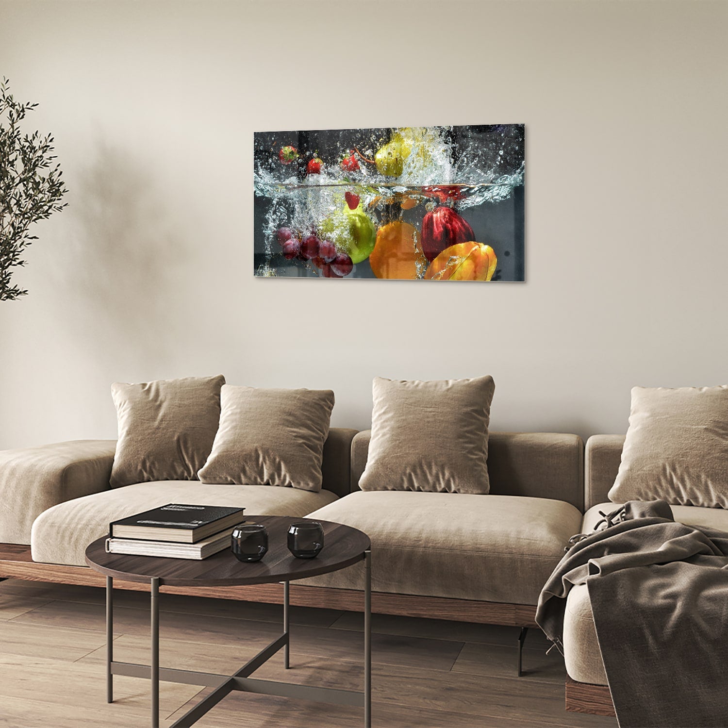 Glazen schilderij met kleurrijk fruit en sprankelend water