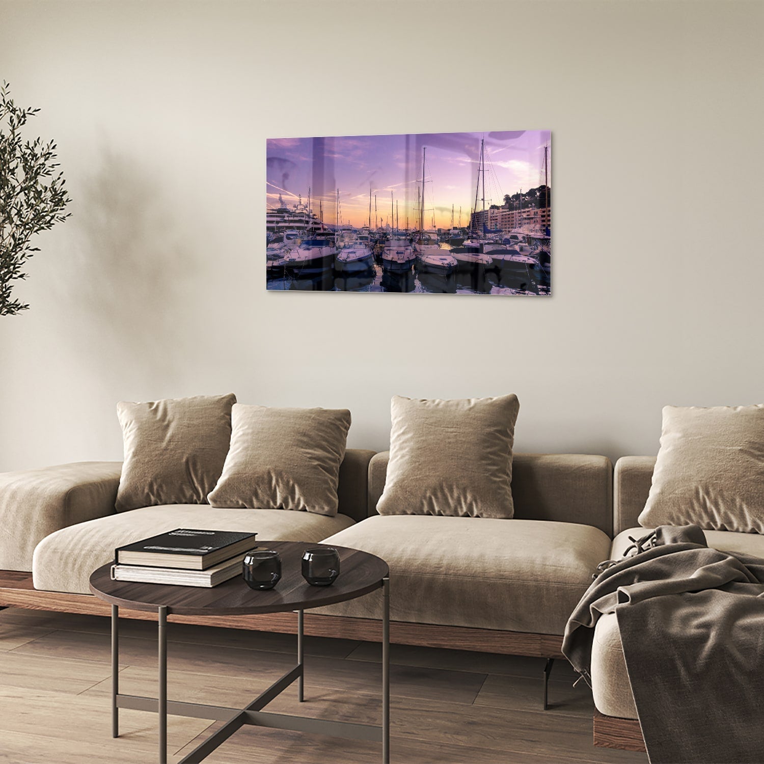 Glazen schilderij van een zonsondergang bij de haven met boten