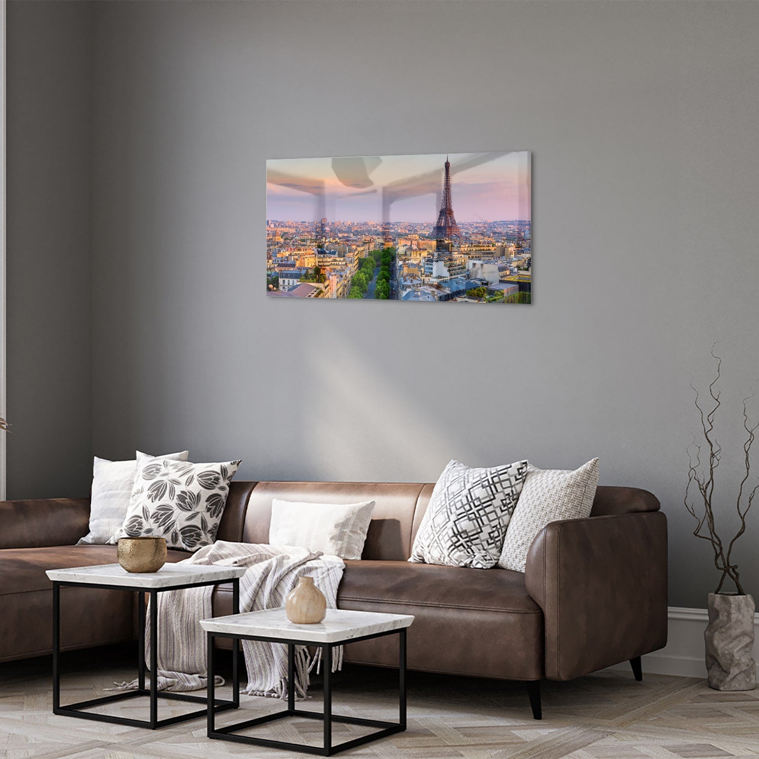 Glas schilderij van de Eiffeltoren in Parijs bij zonsondergang