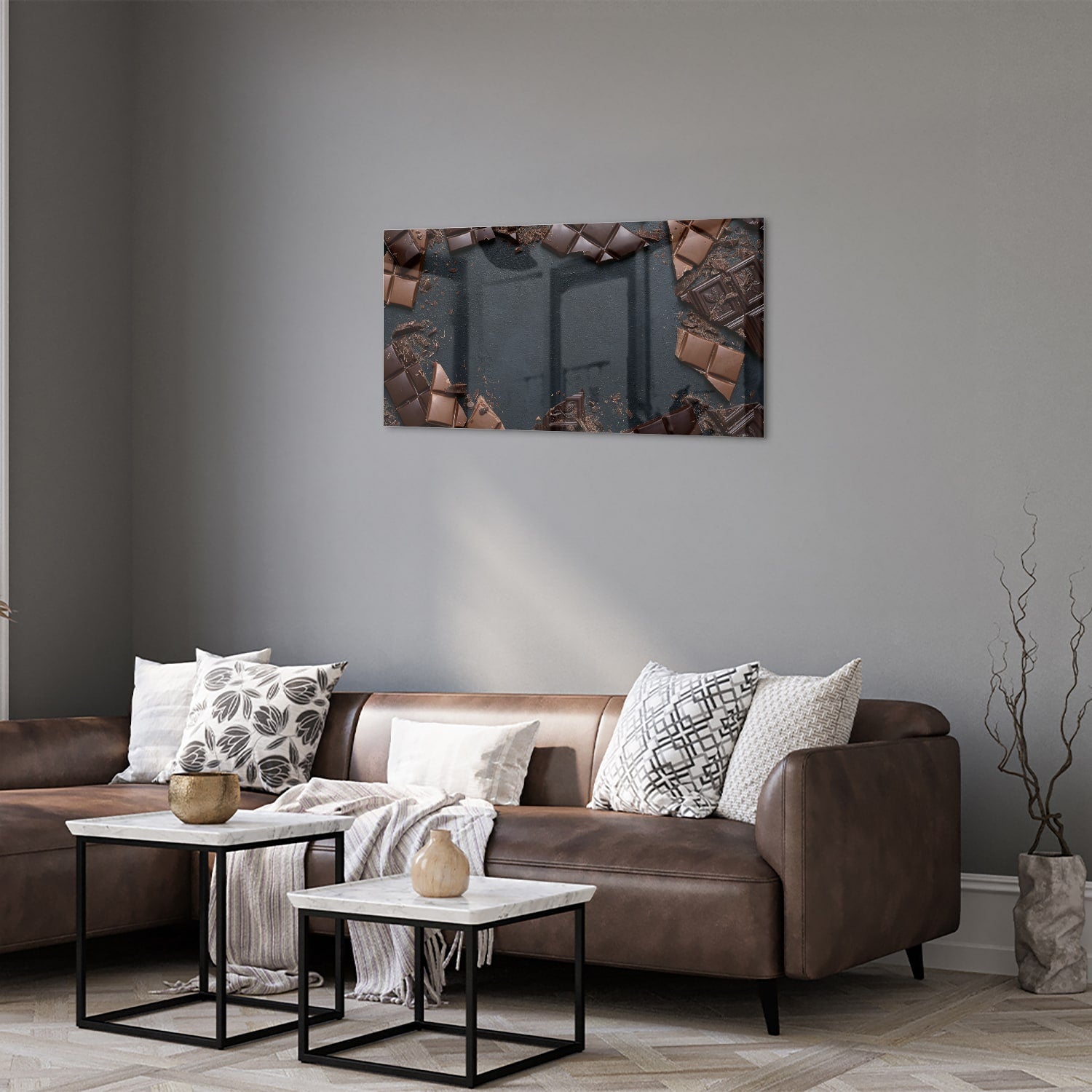 Glazen schilderij met chocolade in een moderne woonkamer