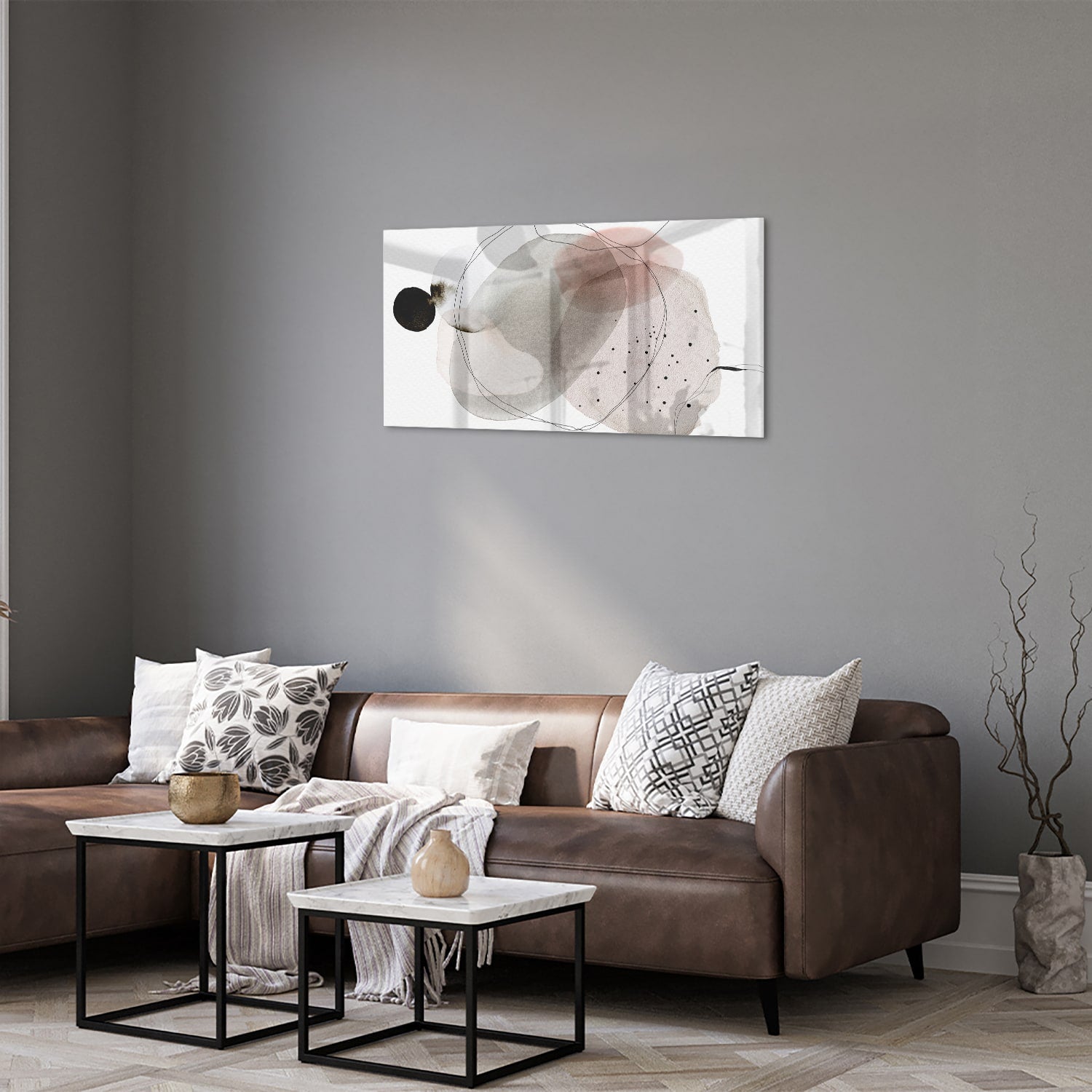 Abstract glazen schilderij met zachte pastelkleuren en organische vormen
