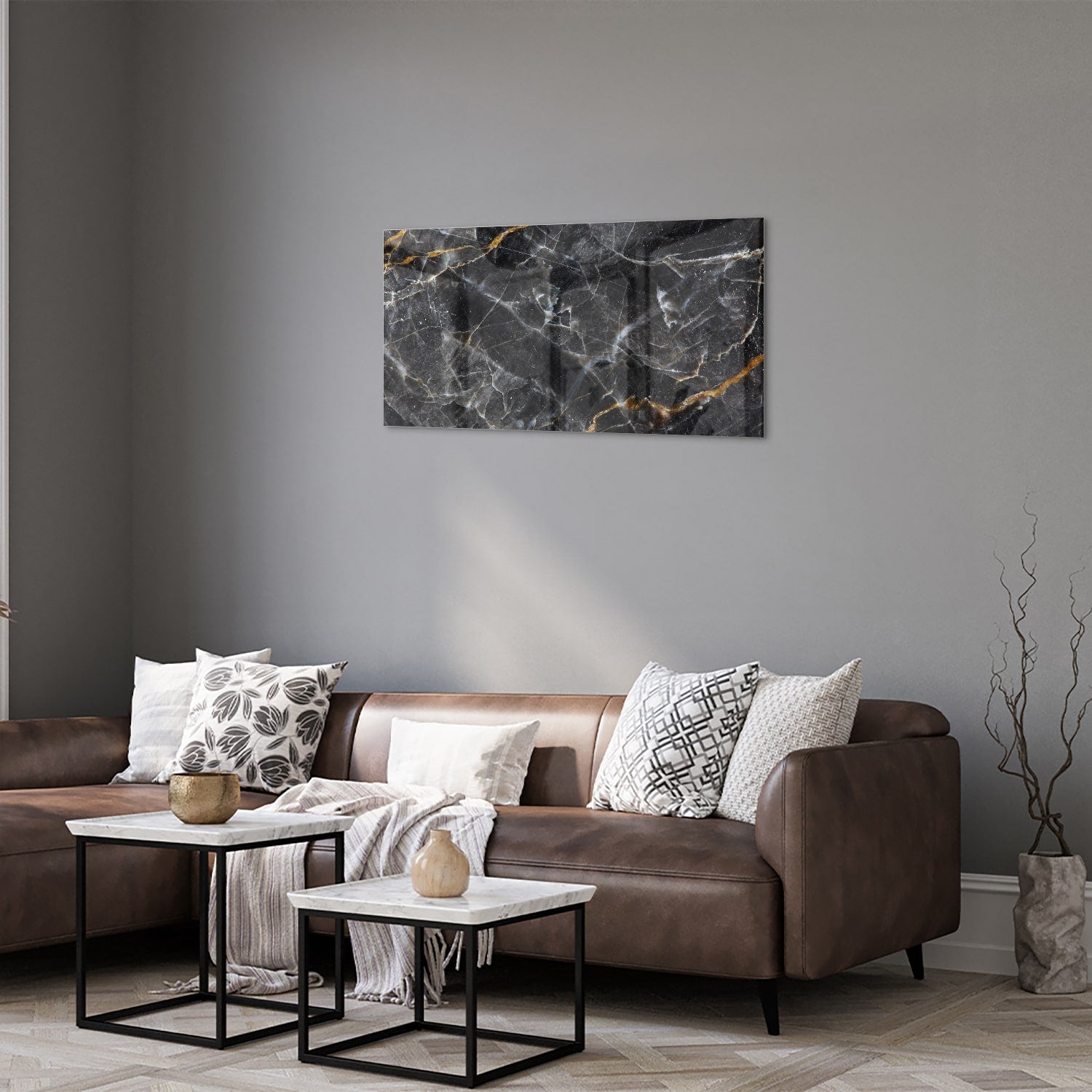 Elegant glazen schilderij met marmerpatroon in zwart en goud