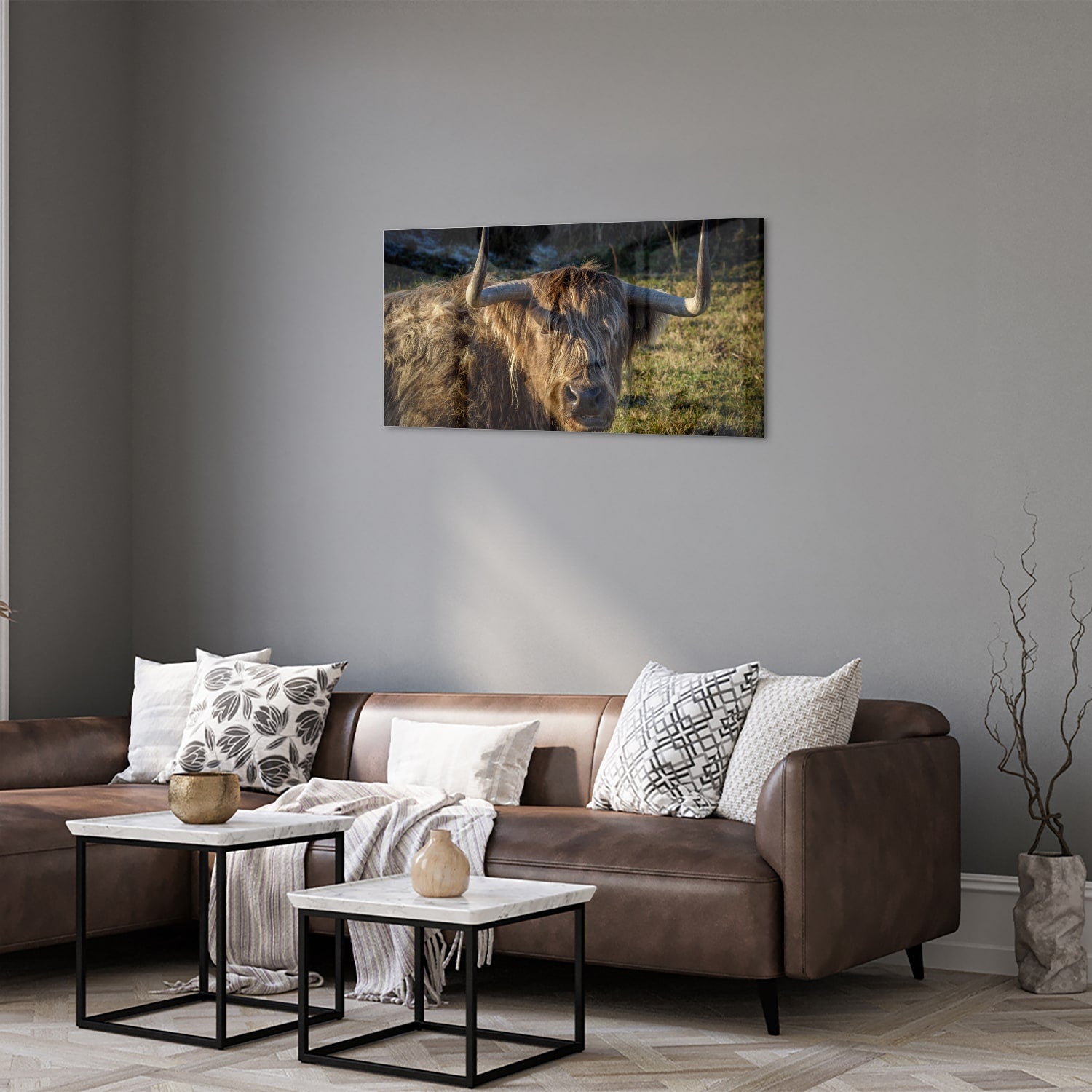 Glazen schilderij van een Highlander rund in een groene omgeving