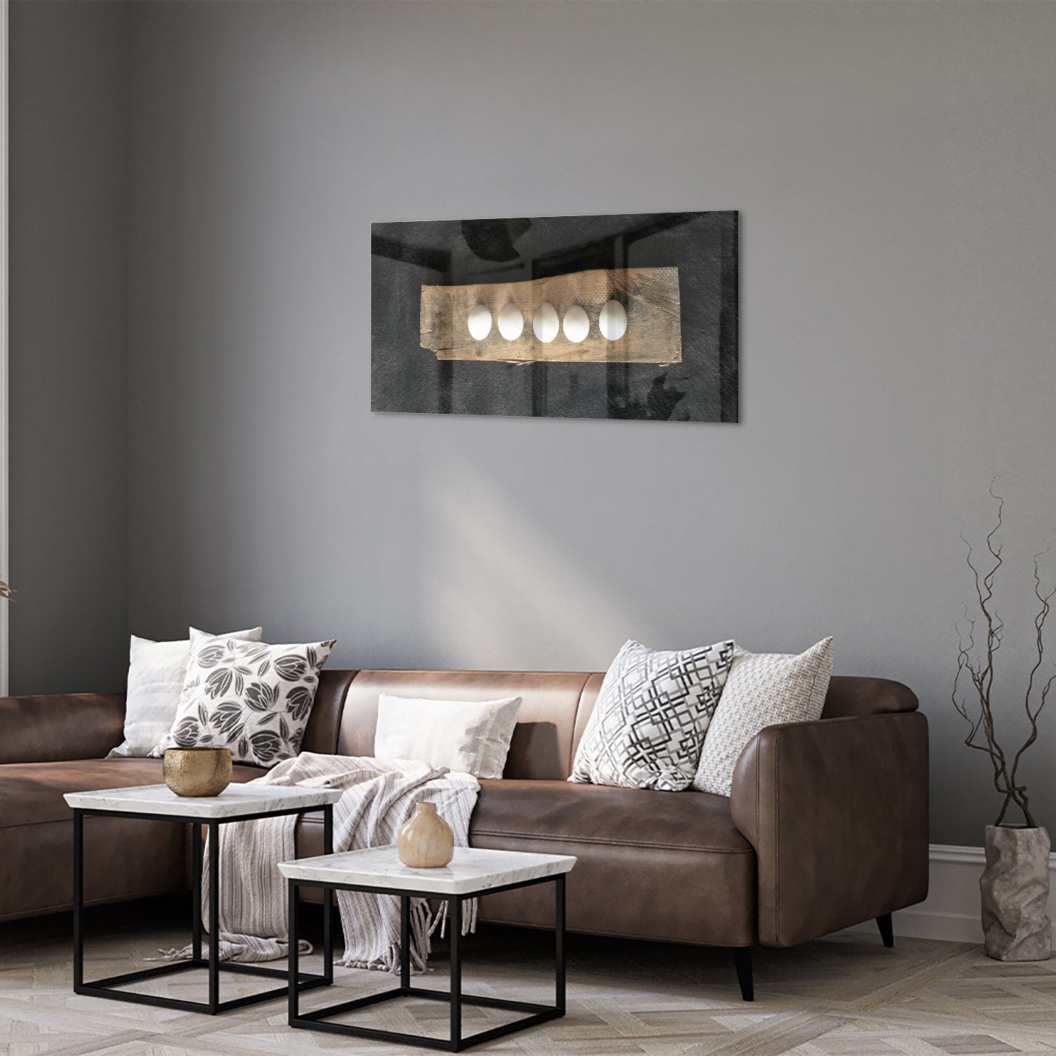 Elegant glazen schilderij met vier lichtpunten, perfect voor moderne interieurs.