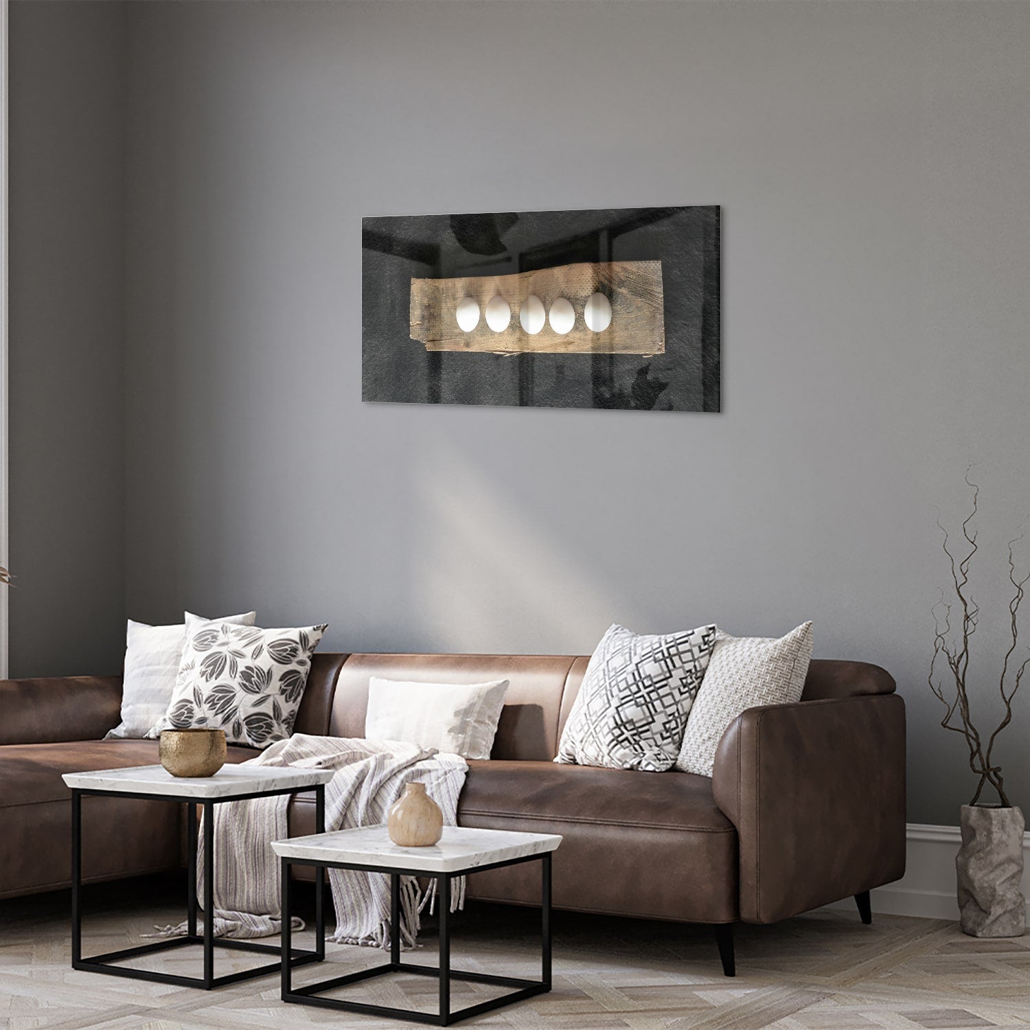 Elegant glazen schilderij met vier lichtpunten, perfect voor moderne interieurs.