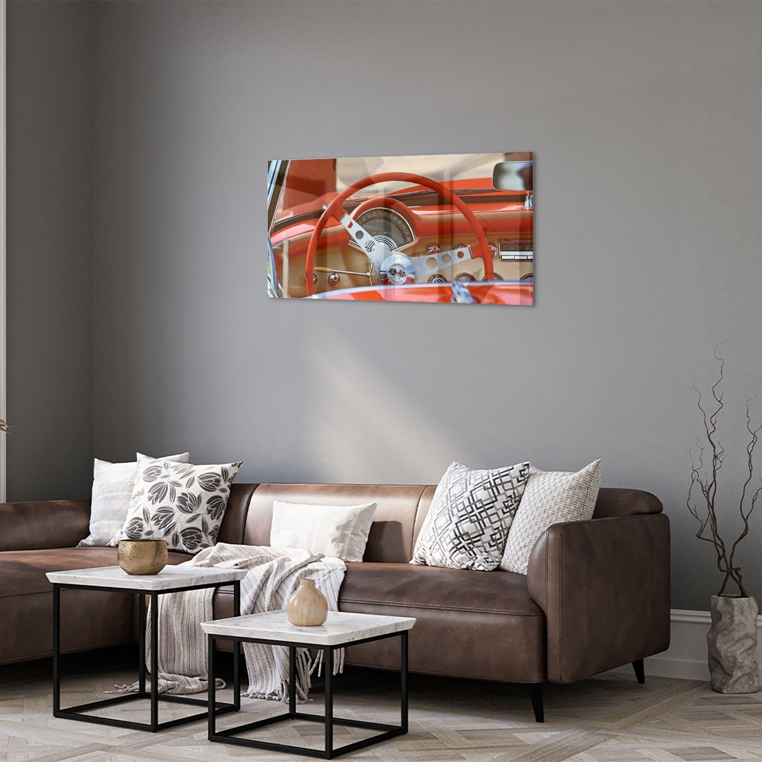 Glazen schilderij van een retro auto interieur met een rood stuur