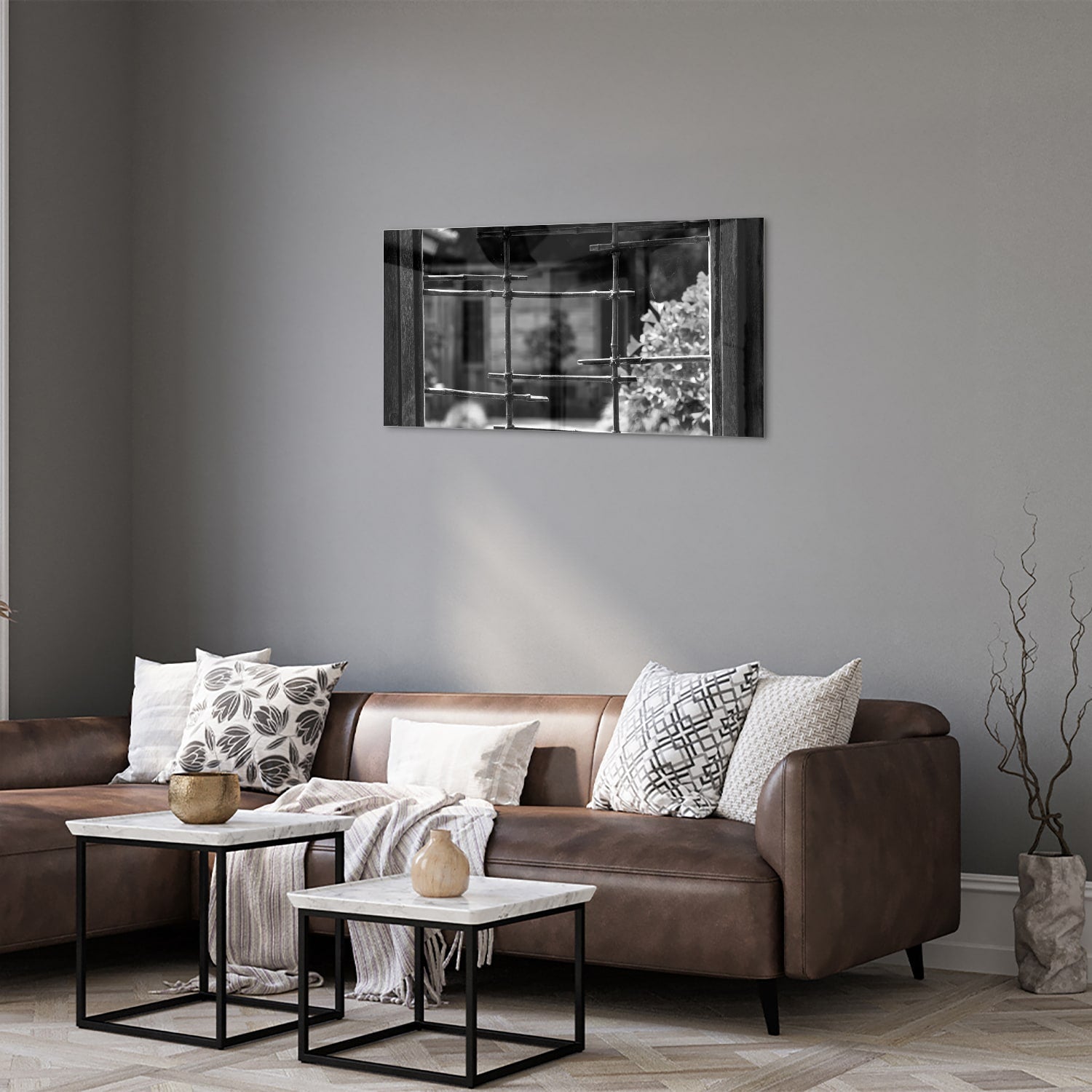 Glazen schilderij met chique raamuitzicht in een moderne woonkamer