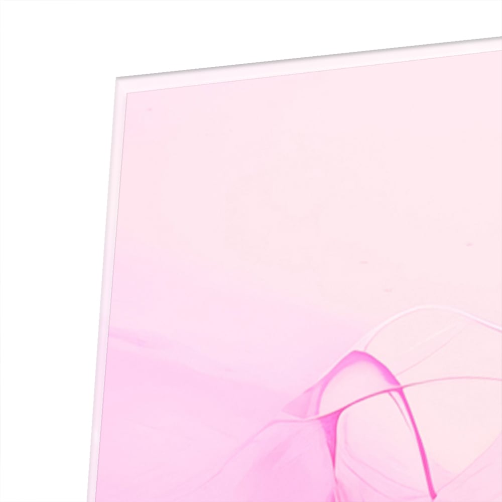 Abstract glazen schilderij met felle roze tinten aan de muur