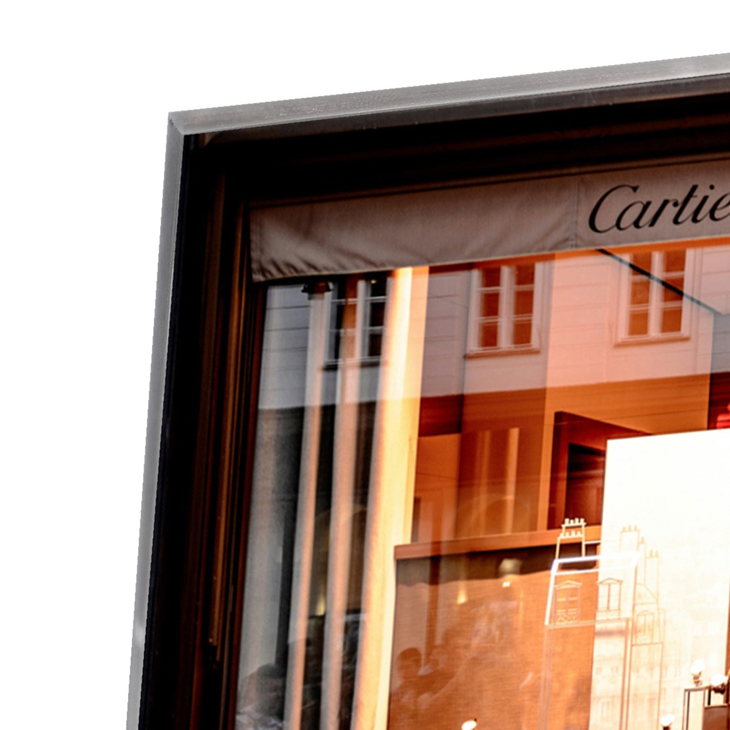 Luxe glazen schilderij van de Cartier winkel met elegantie en stijl.