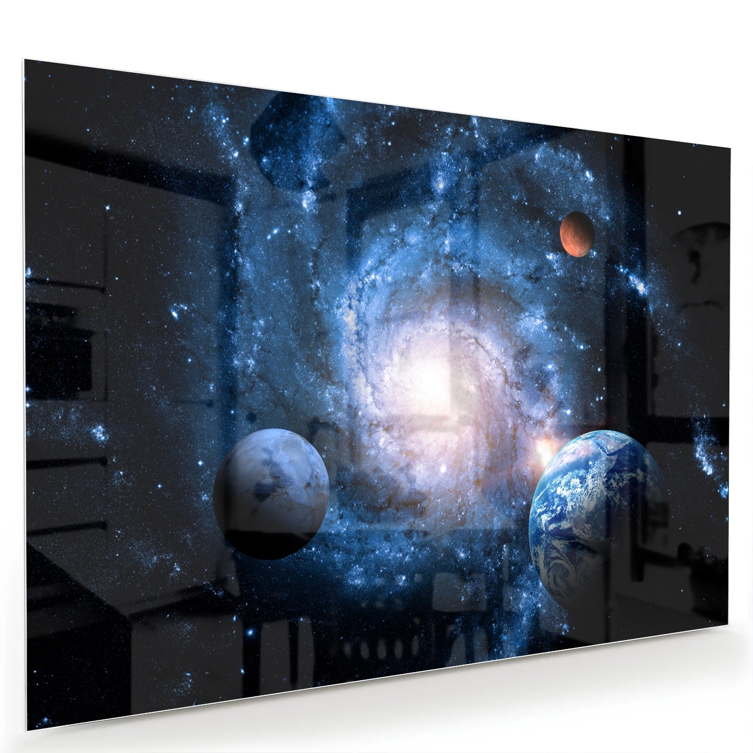 Glazen schilderij van het heelal met sterren en planeten, hangend aan de muur
