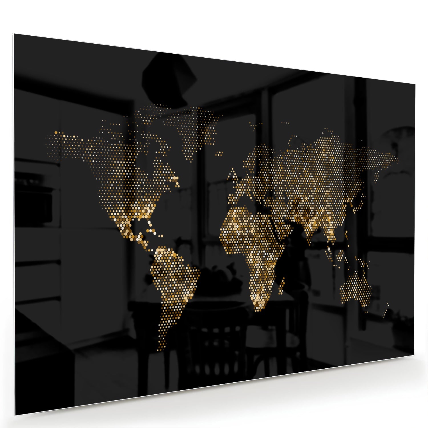 Glazen schilderij van een wereldkaart in zwart met gouden accenten
