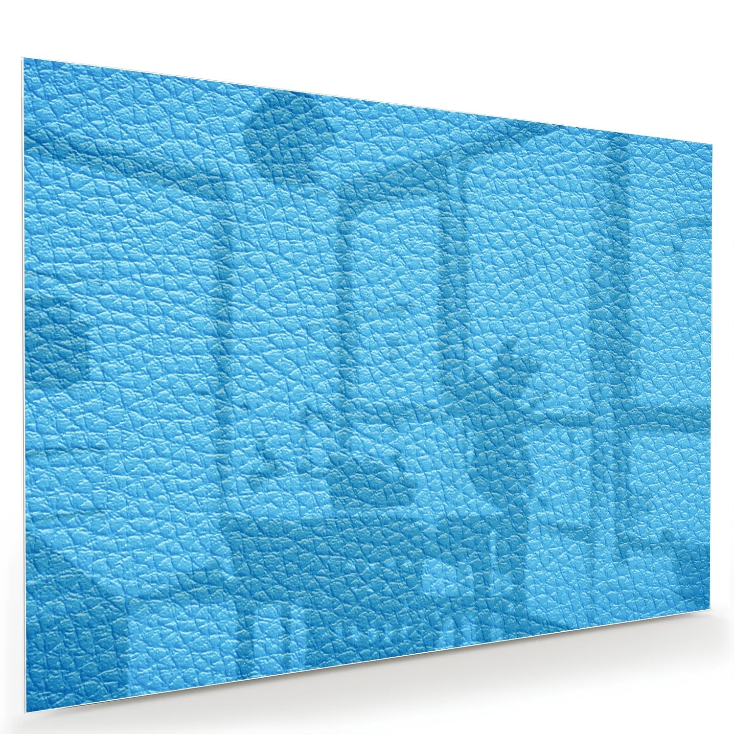 Blauw glazen schilderij met unieke textuur aan de muur in een moderne woonkamer
