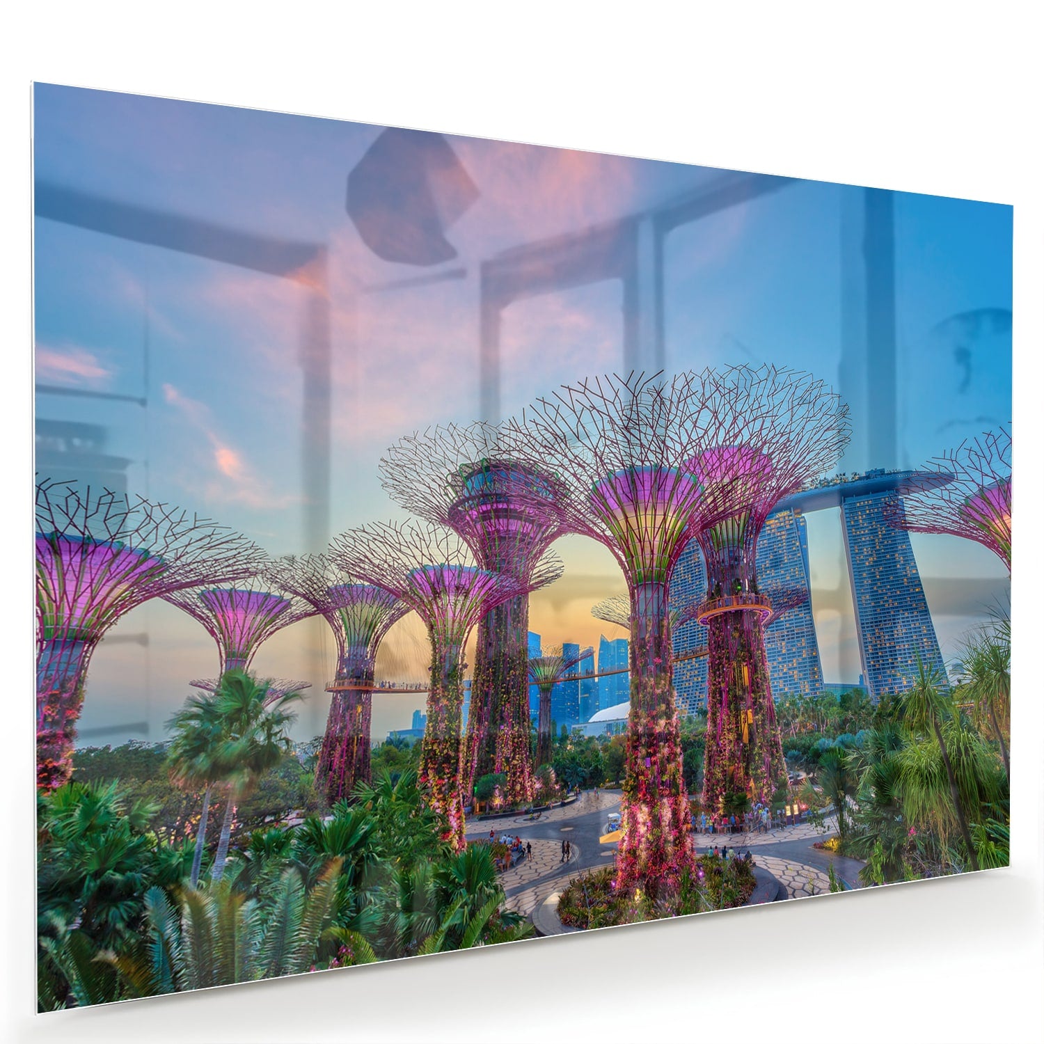 Glazen schilderij van de Boom van het Leven in Singapore met kleurrijke details