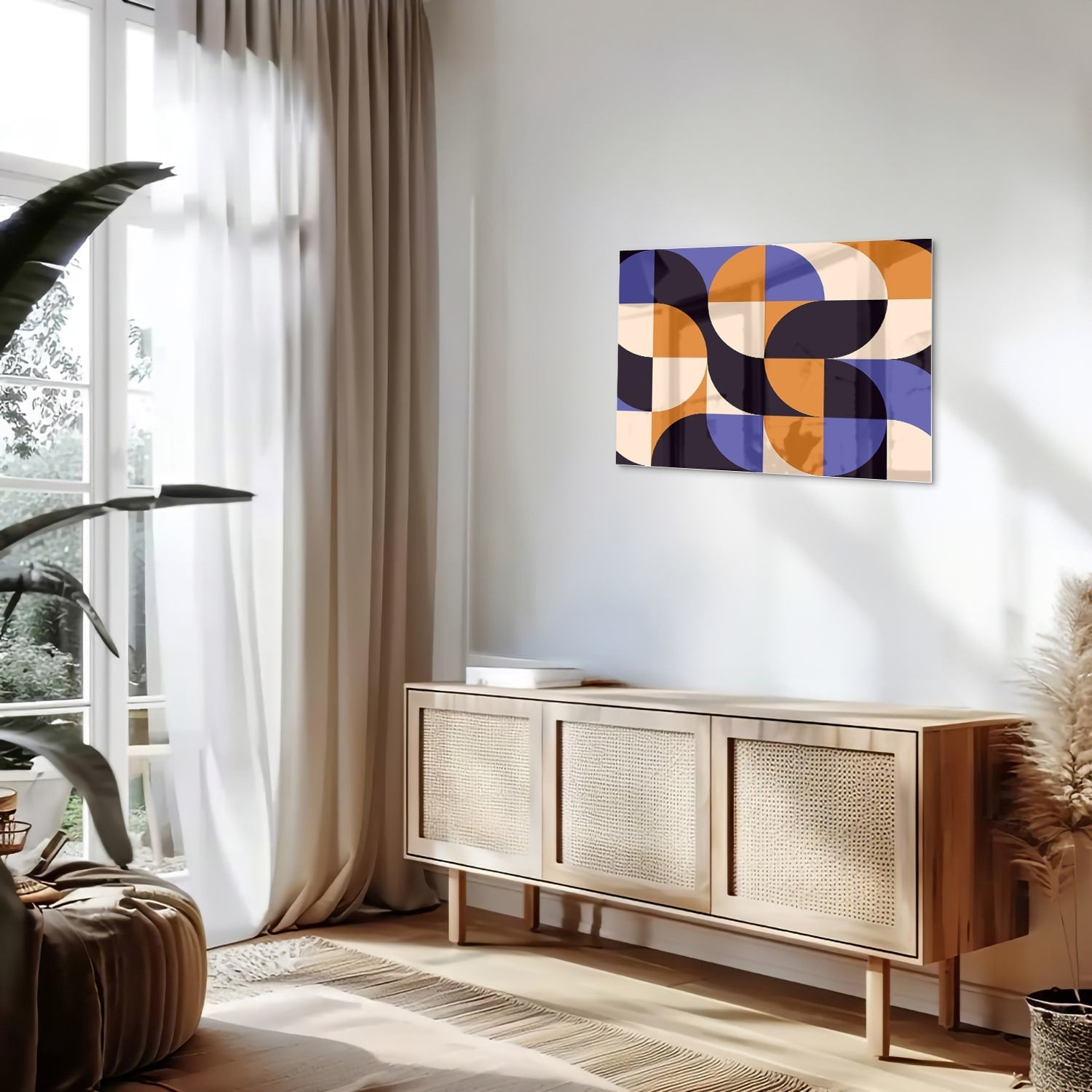 Abstract glazen schilderij met blauwe en oranjekleurige vormen, perfect voor moderne interieurs.