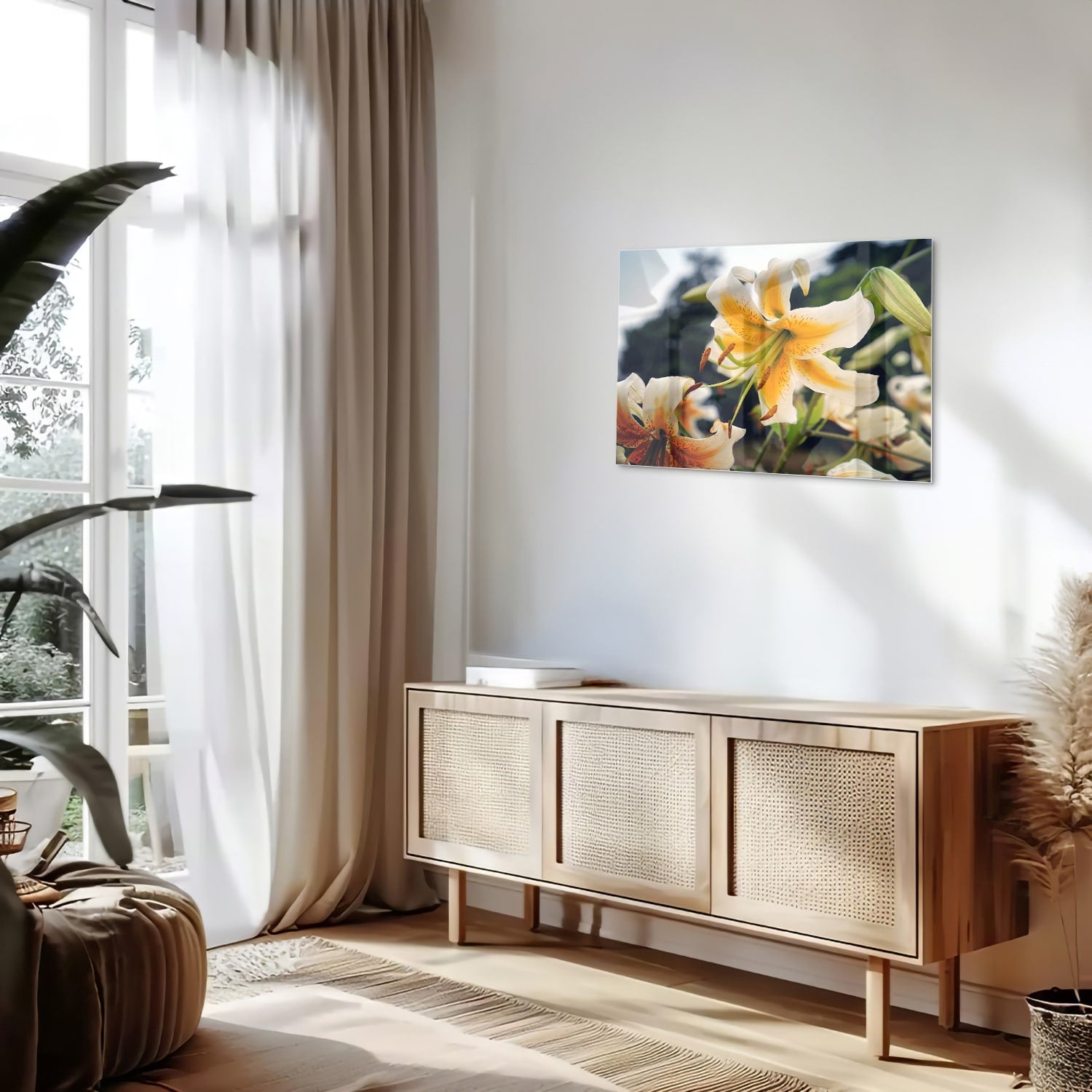 Glazen schilderij met lelies in een elegant interieur