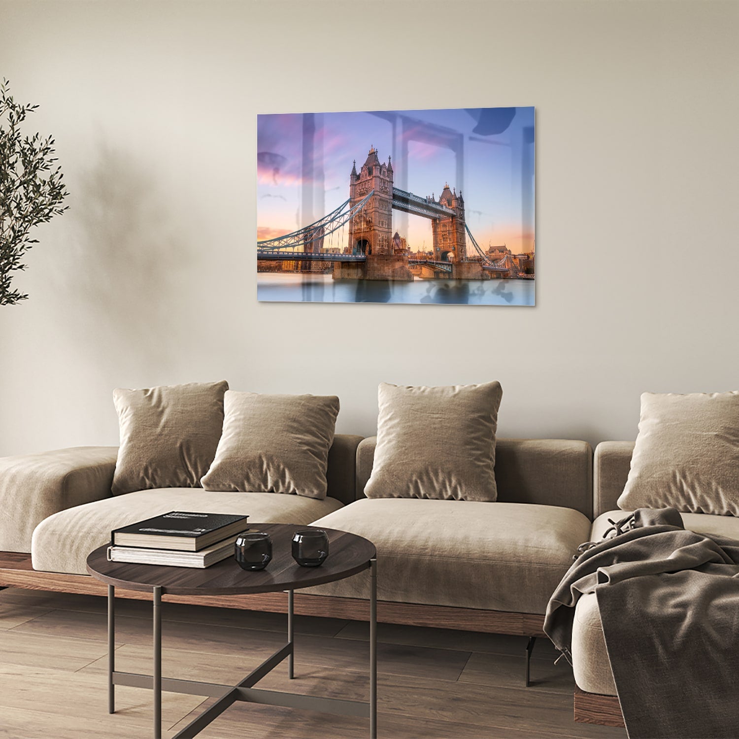 Glas schilderij van de Tower Bridge in Londen met een zonsondergang op de achtergrond.