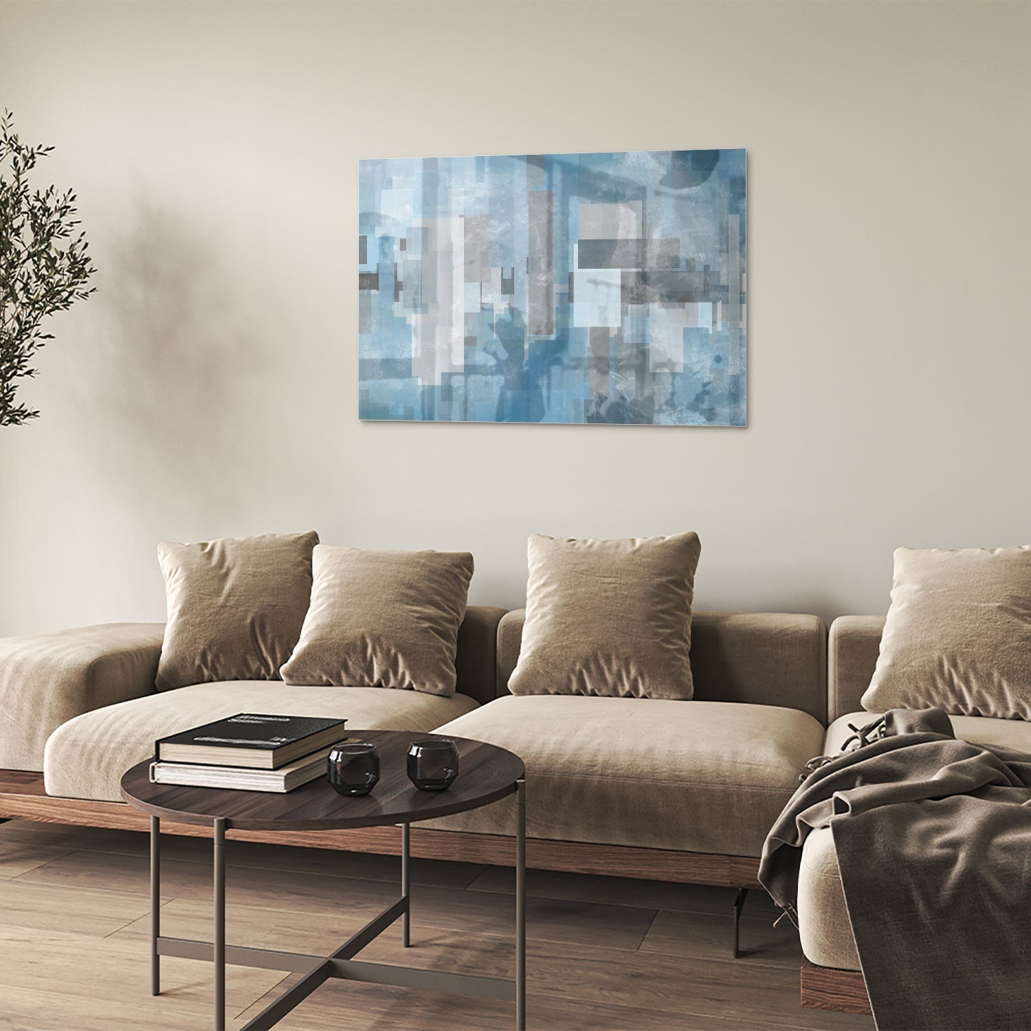 Abstract glas schilderij met blauwe en grijze tinten aan de muur