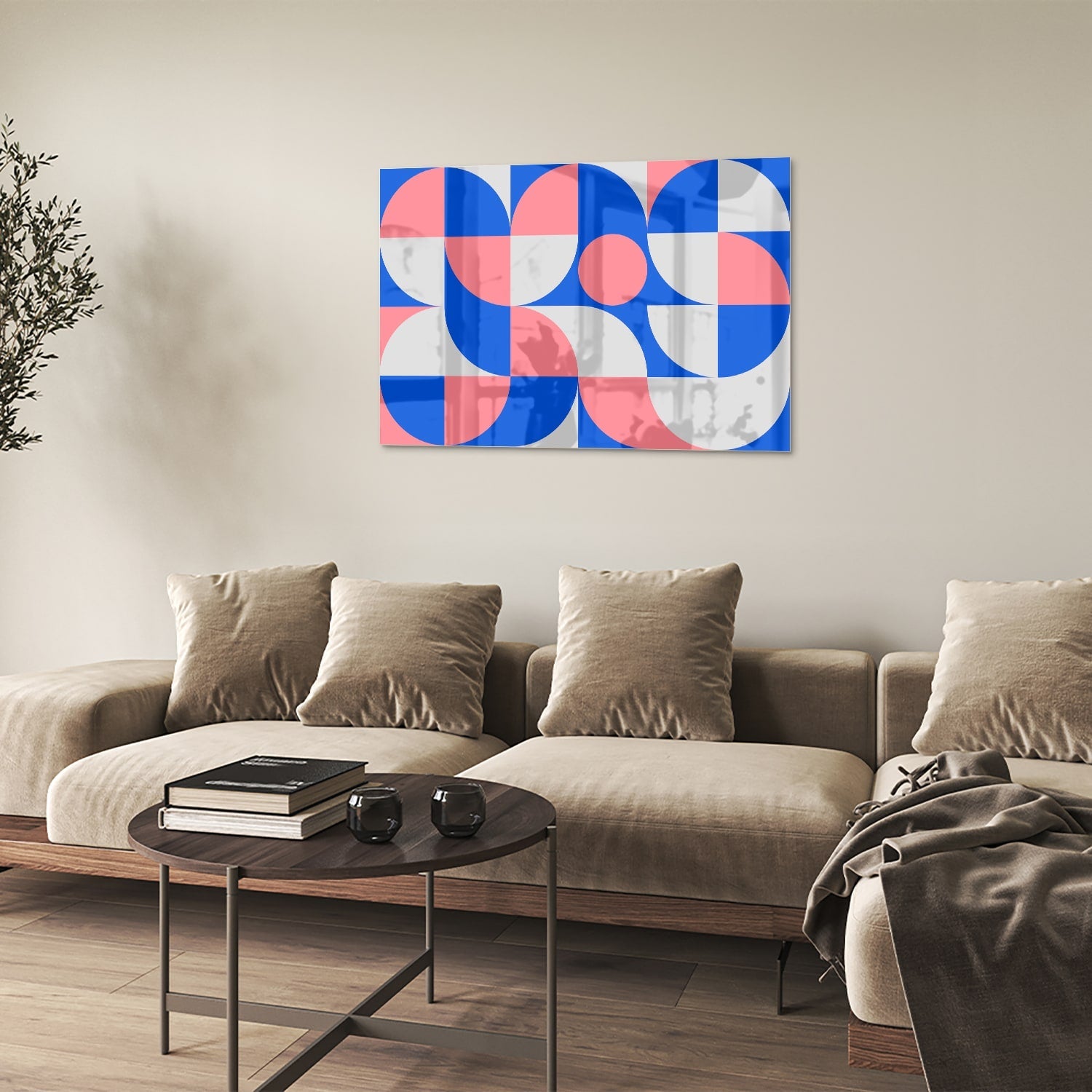 Abstract glazen schilderij met vormen in blauw en roze, perfect voor wanddecoratie.