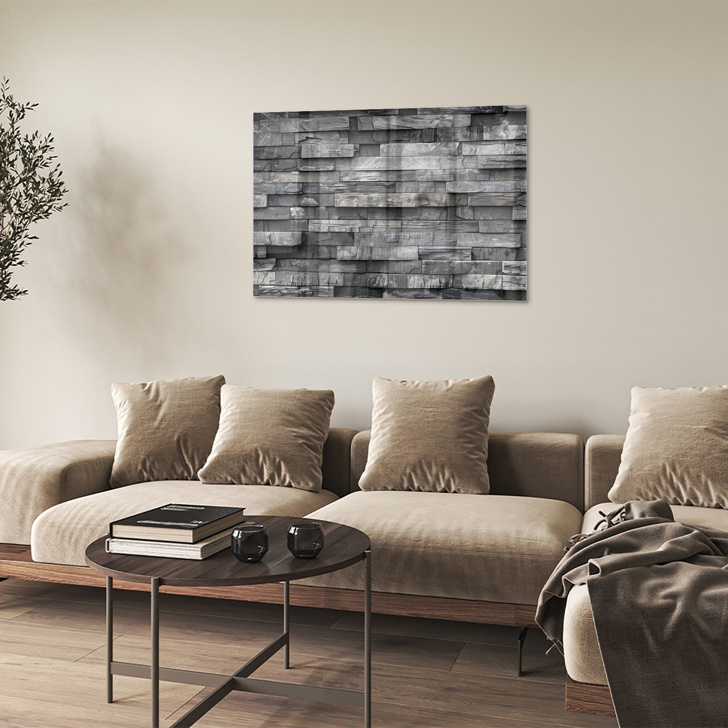 Moderne glazen schilderij met grijze texturen aan een lichte muur.