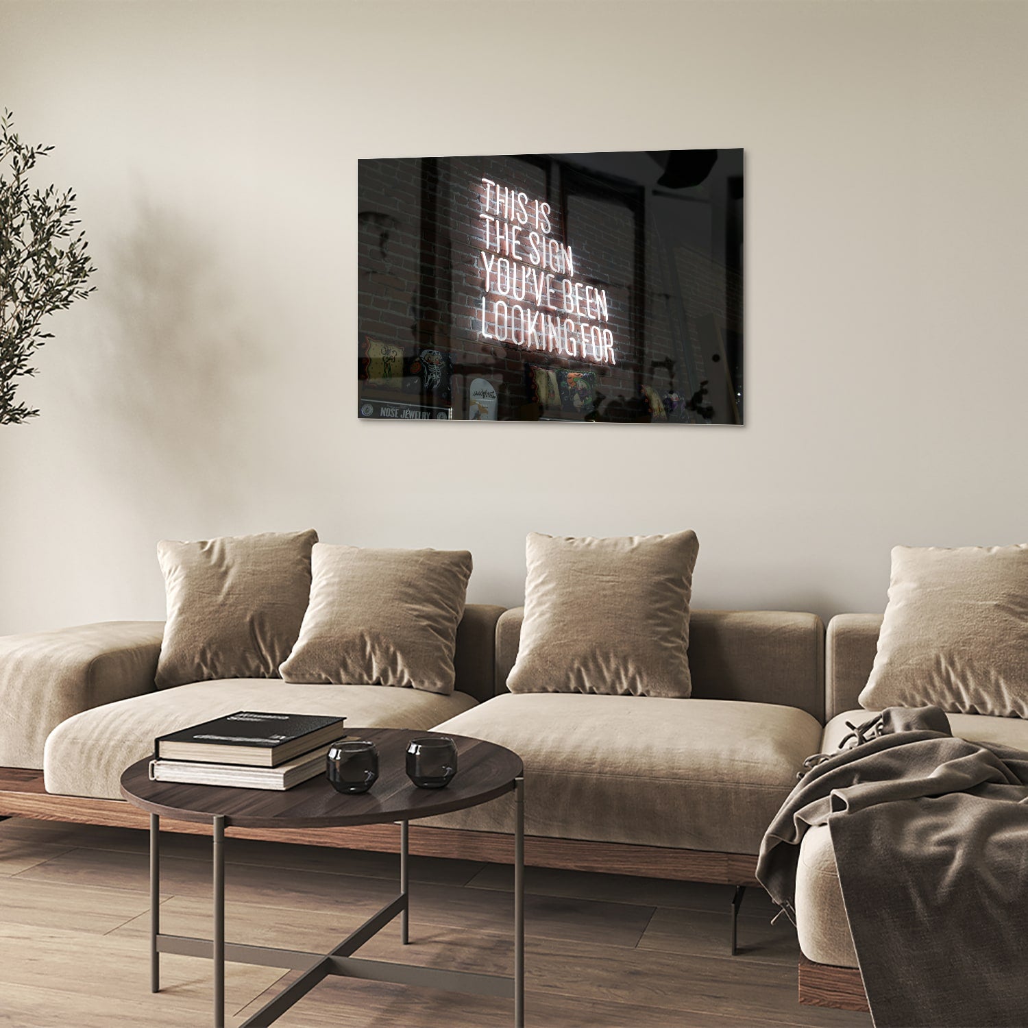 Glazen schilderij met inspirerende tekst in een modern interieur.