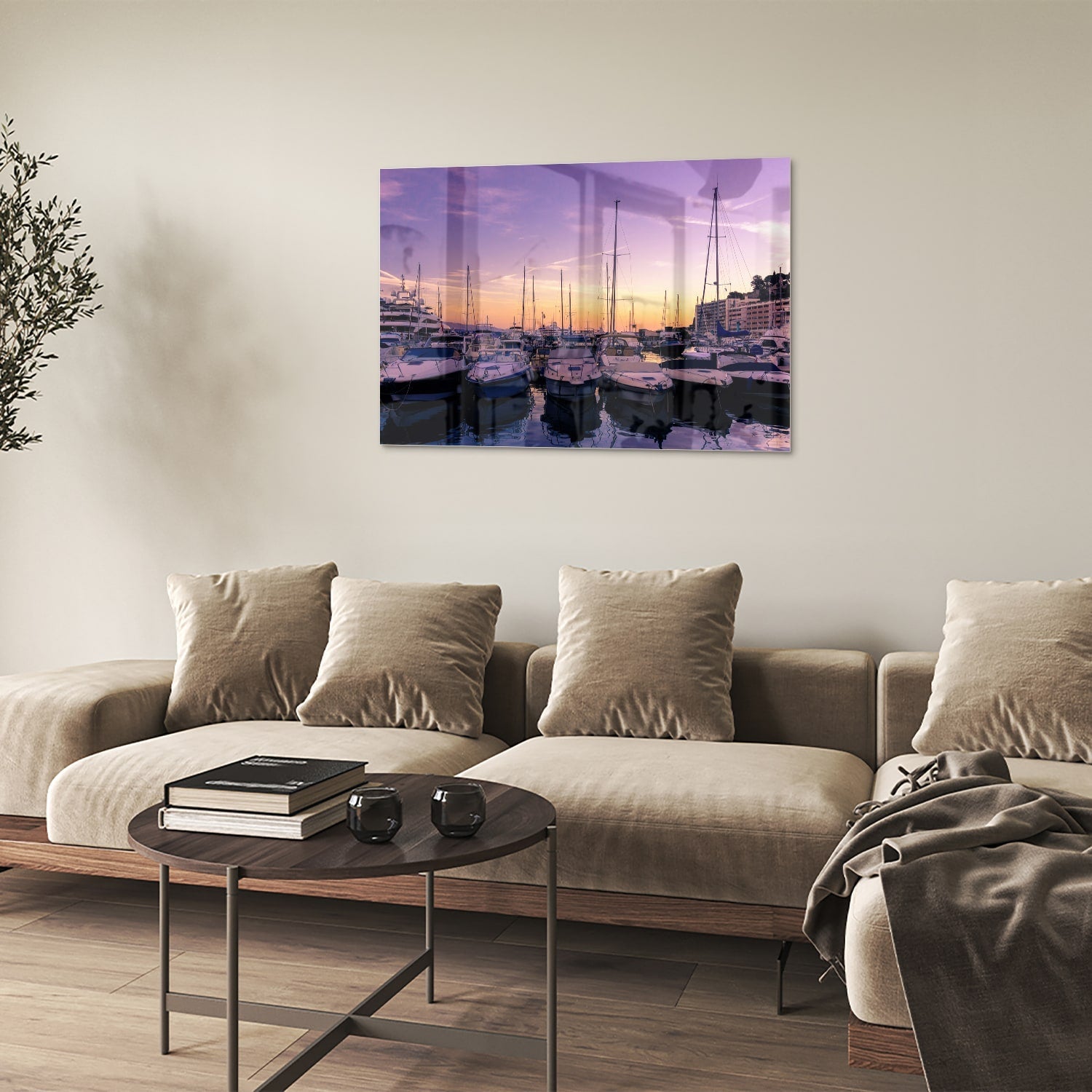 Glazen schilderij van een zonsondergang bij de haven met boten