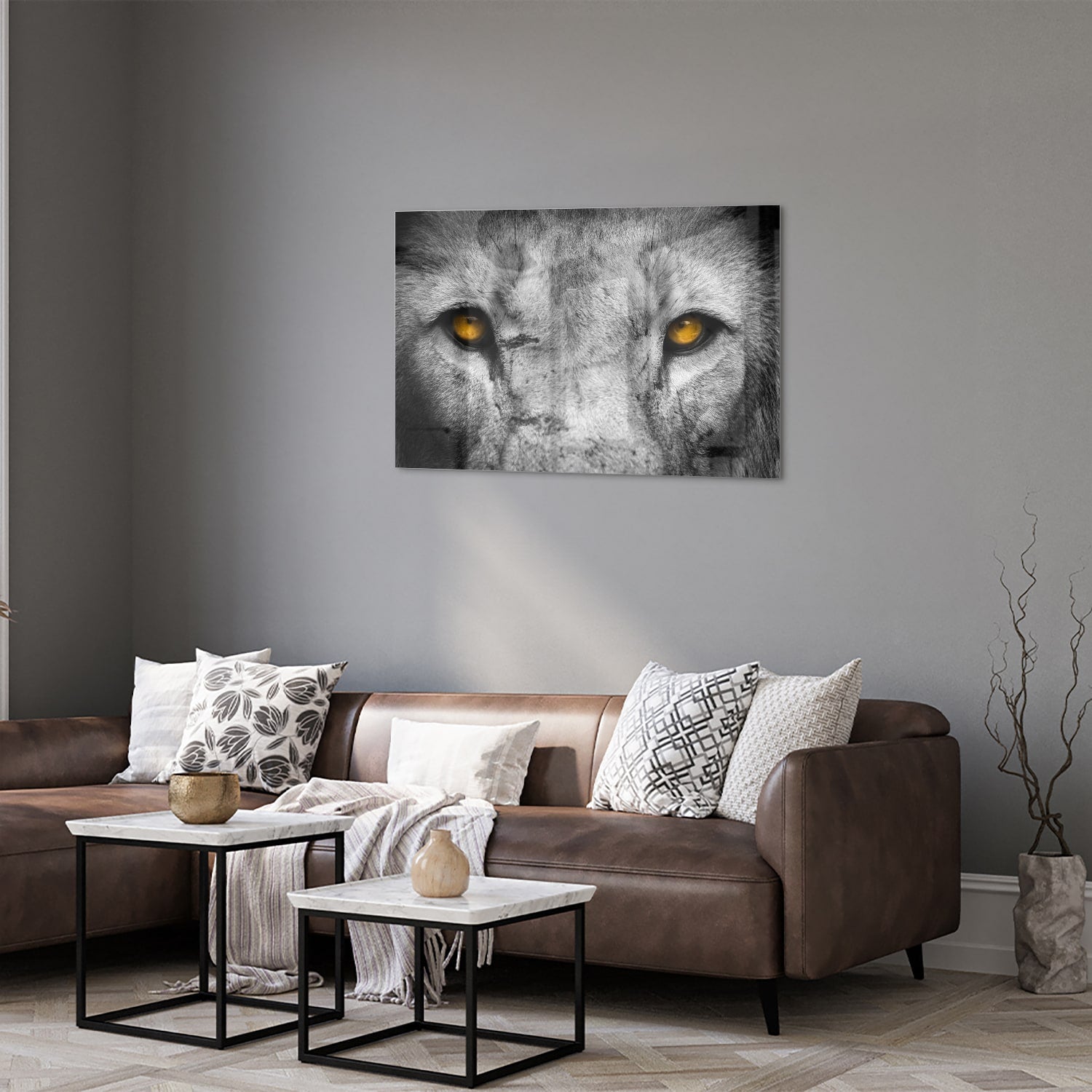 Glazen schilderij van een leeuw met gele ogen, prachtig voor aan de muur.