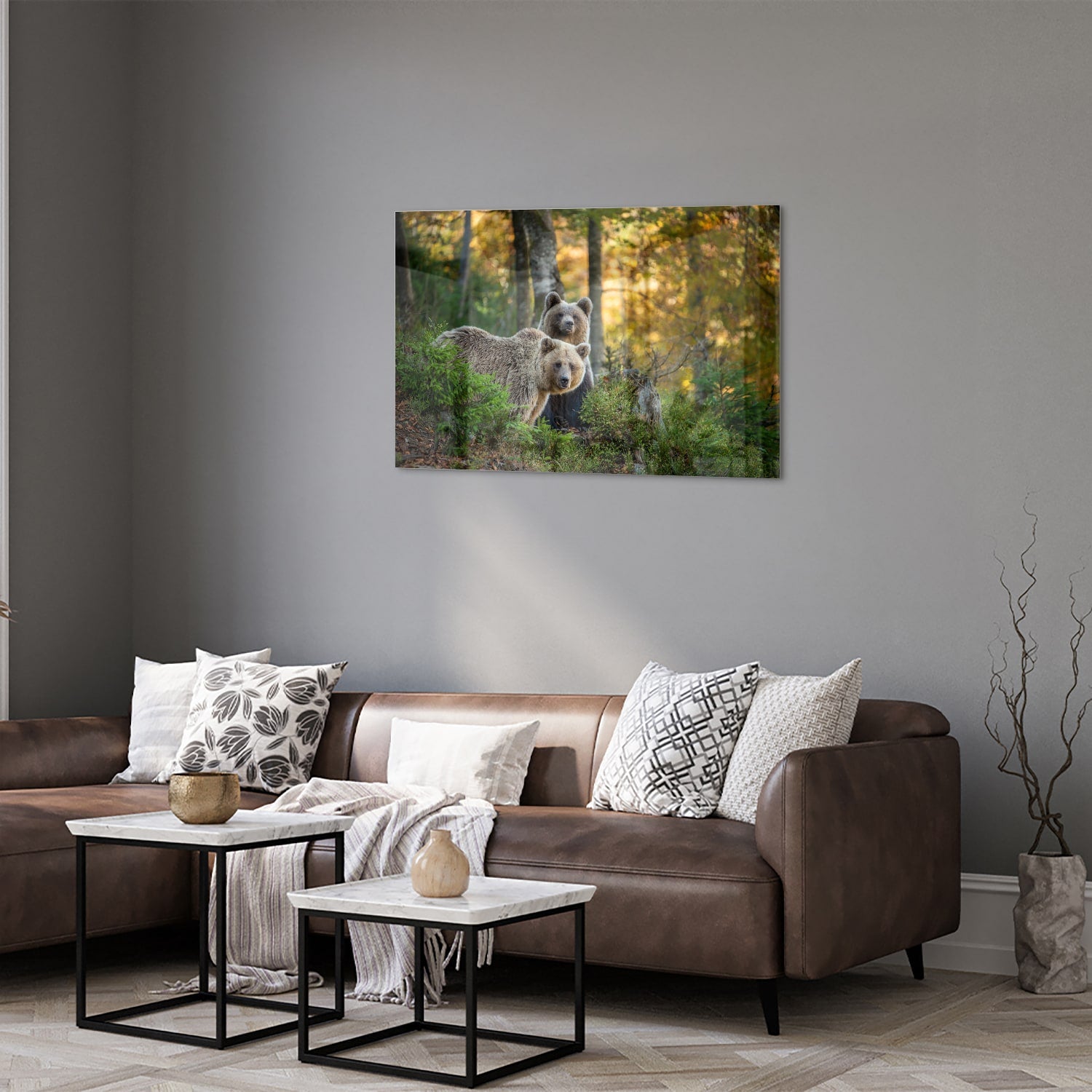 Glazen schilderij met twee schattige beren in een bosrijke omgeving
