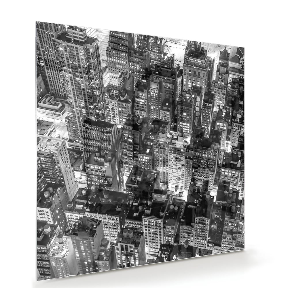Zwart-wit glazen schilderij van een stad, prachtig decor voor modern interieur.