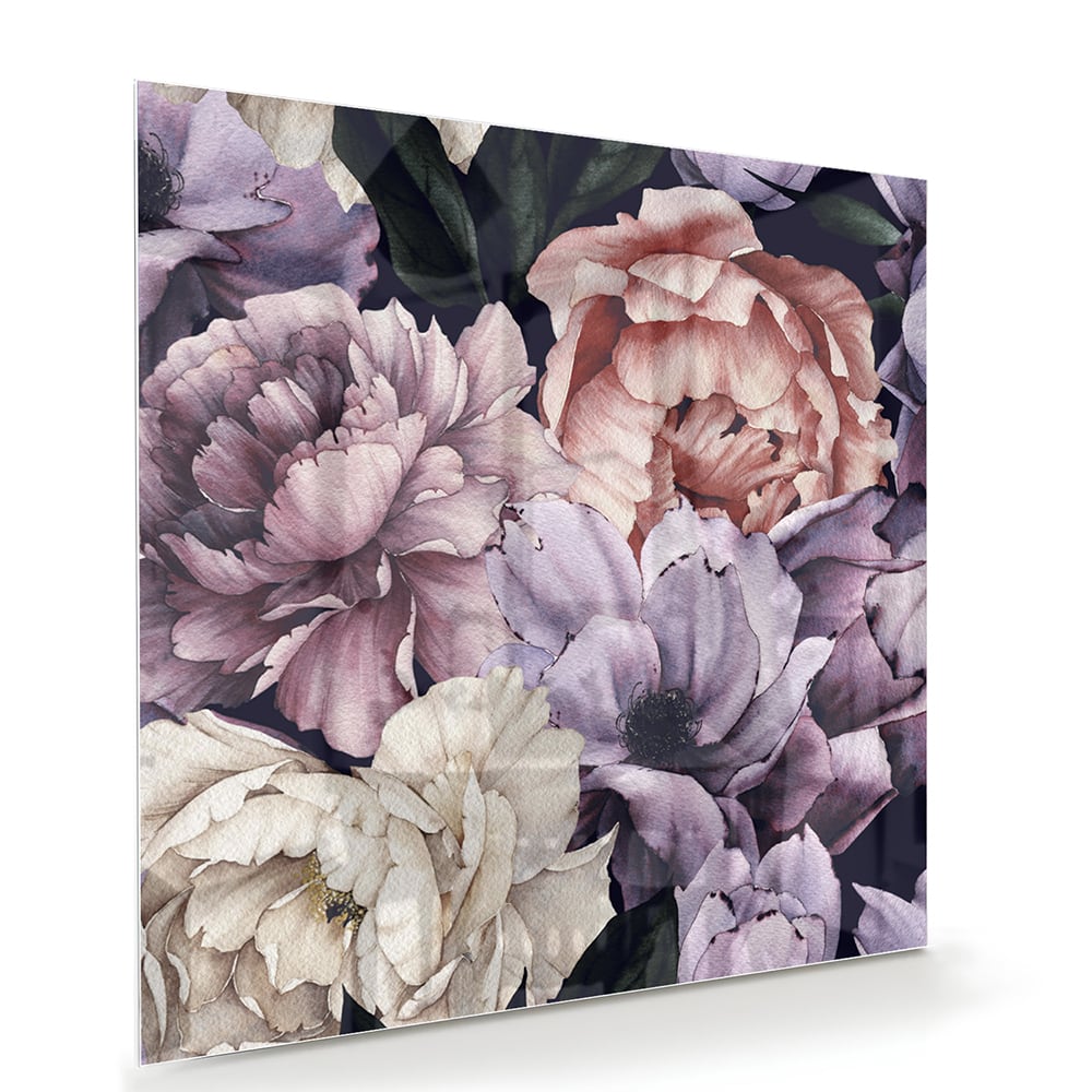 Glas schilderij met paarse en gouden bloemen in een moderne woonkamer