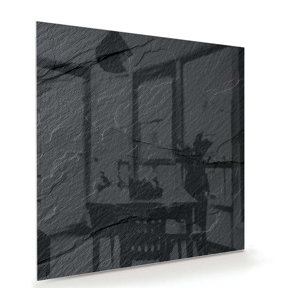 Modern glazen schilderij met abstracte zwart-witte patronen aan de muur
