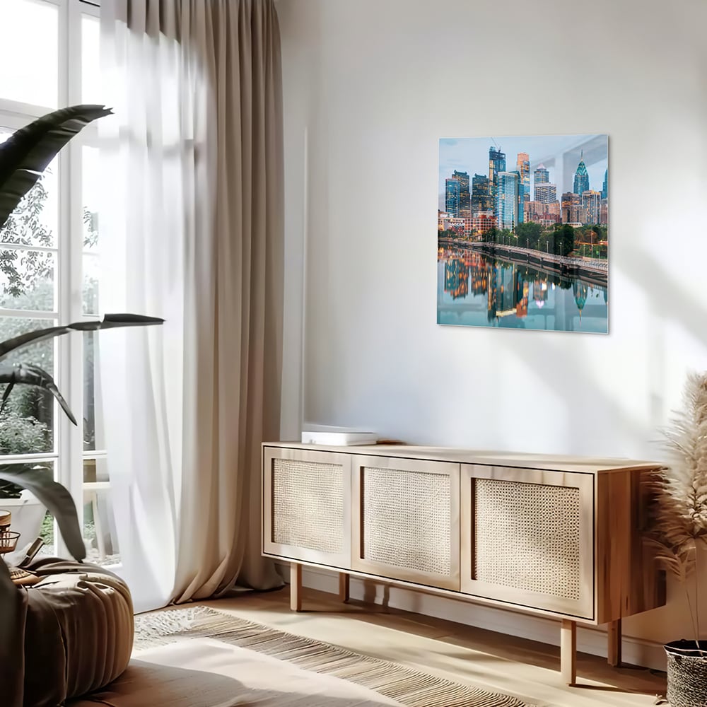 Glazen schilderij met een stadsgezicht en reflecties in het water