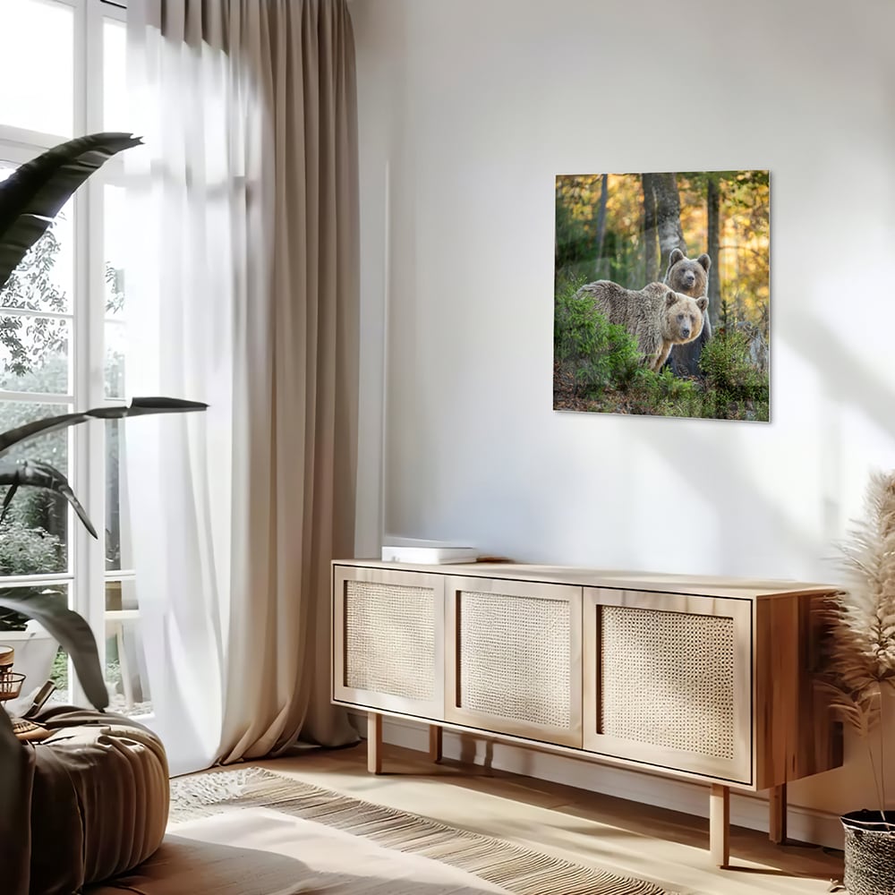 Glazen schilderij met twee schattige beren in een bosrijke omgeving