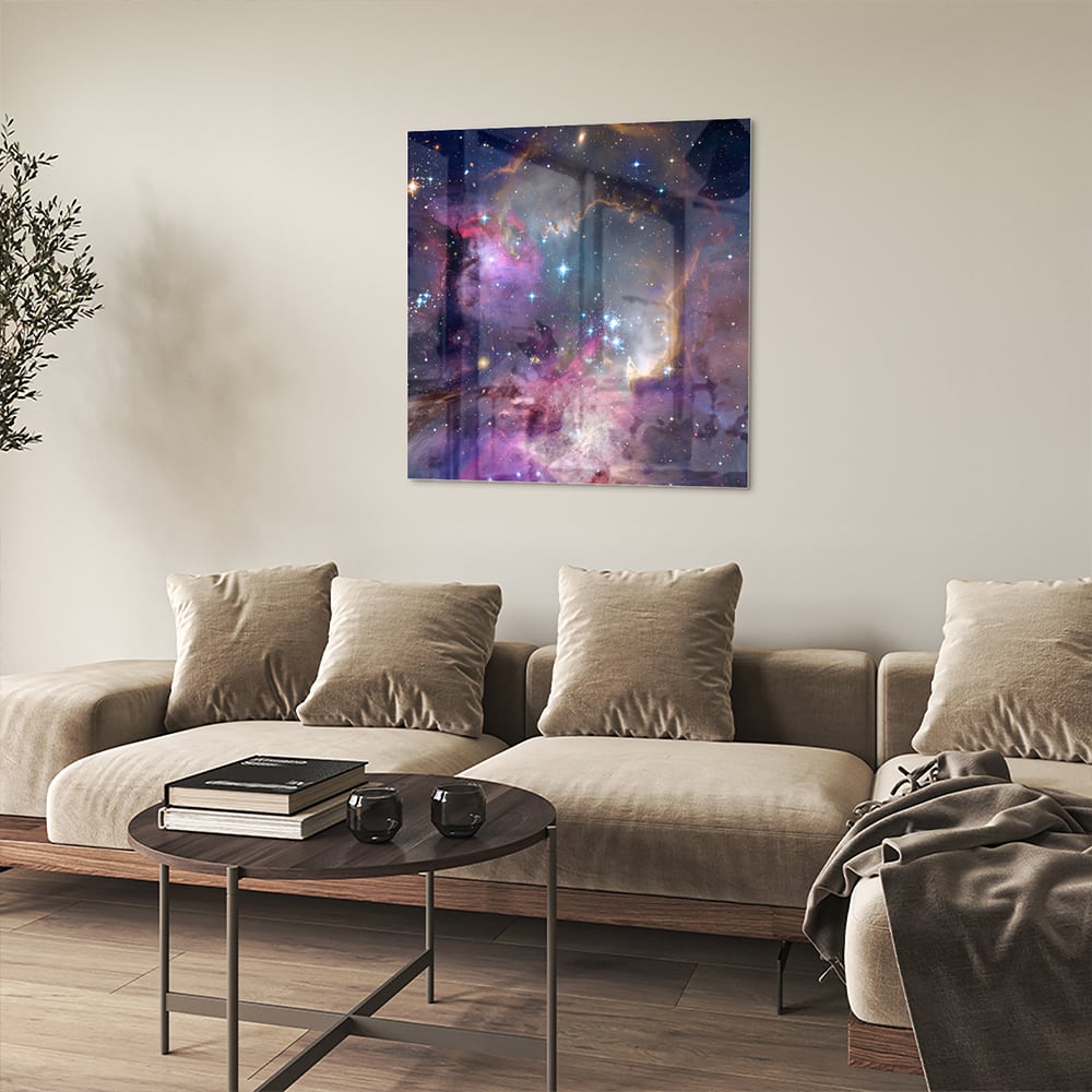 Glazen schilderij met een prachtig universum en sterren op een wand