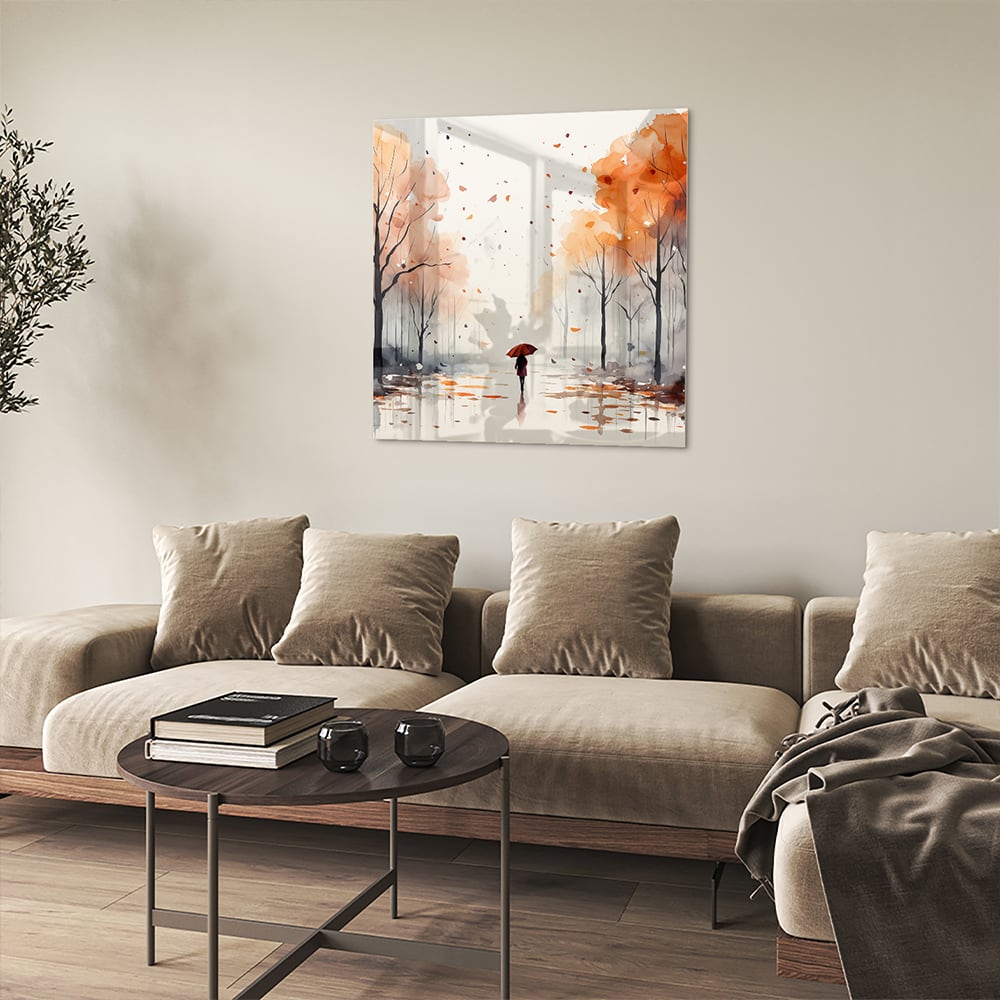 Glazen schilderij van een herfstlandschap met een wandelaar en kleurrijke bomen.