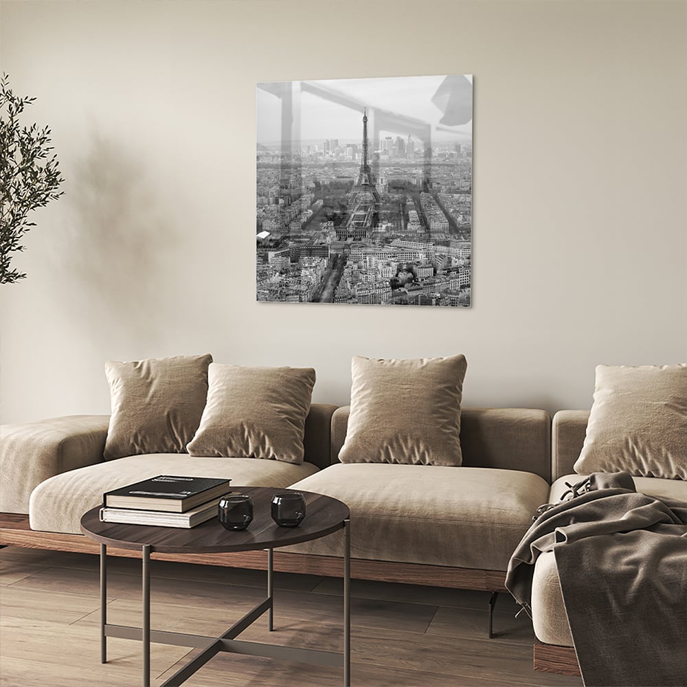 Zwart-wit glazen schilderij met uitzicht op de Eiffeltoren in Parijs