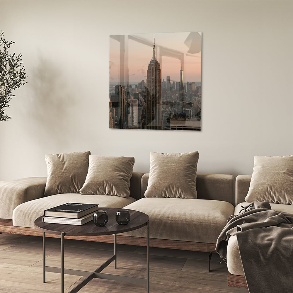 Glazen schilderij van de Empire State Building met een mooie zonsondergang