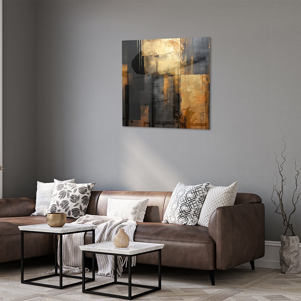 Abstract glazen schilderij in goud en zwart, perfect voor moderne interieurs.