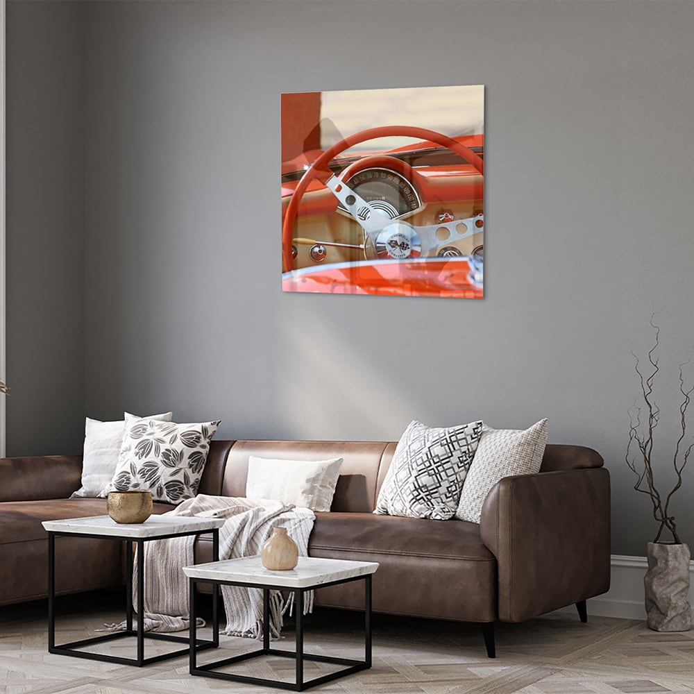Glazen schilderij van een retro auto interieur met een rood stuur