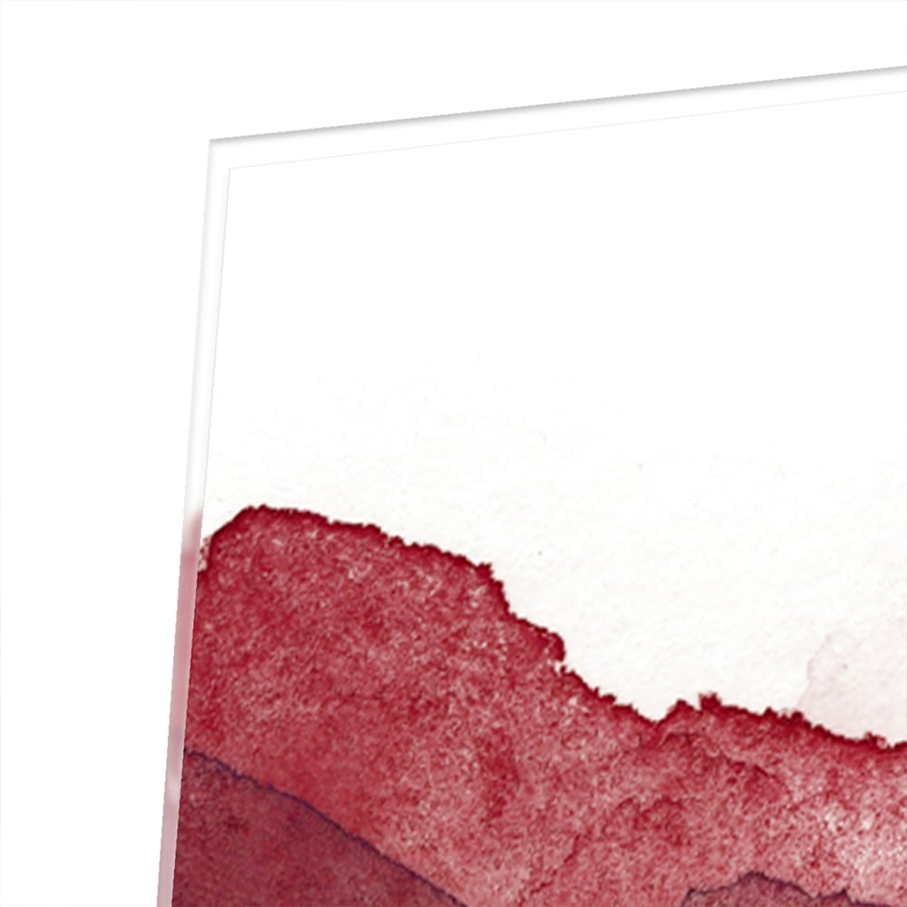 Abstract glas schilderij in dieprood gehangen boven een moderne kast