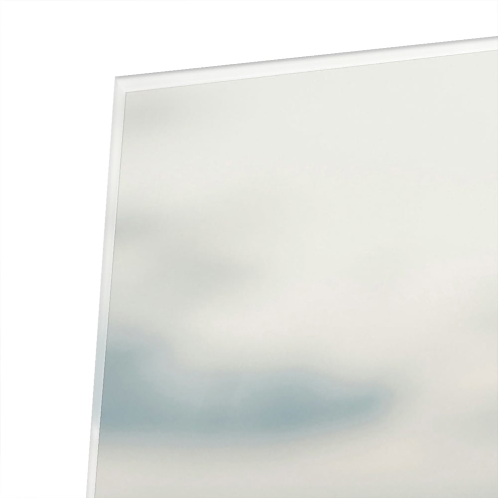 Glazen schilderij van een natte autoruit in een modern interieur