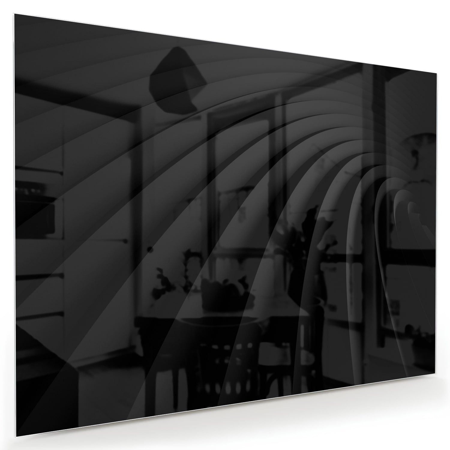 Zwart glazen schilderij aan de muur in een modern interieur