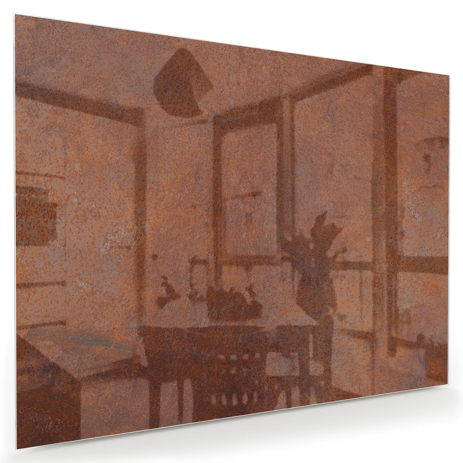 Abstract glazen schilderij met aardetinten boven een houten meubel.