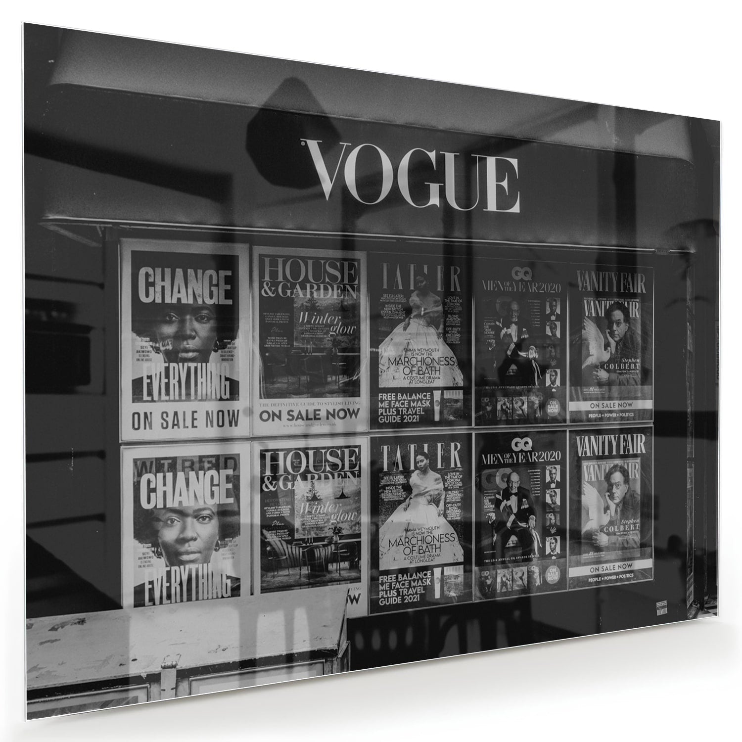 Glazen schilderij van Vogue met modecovers in modern interieur